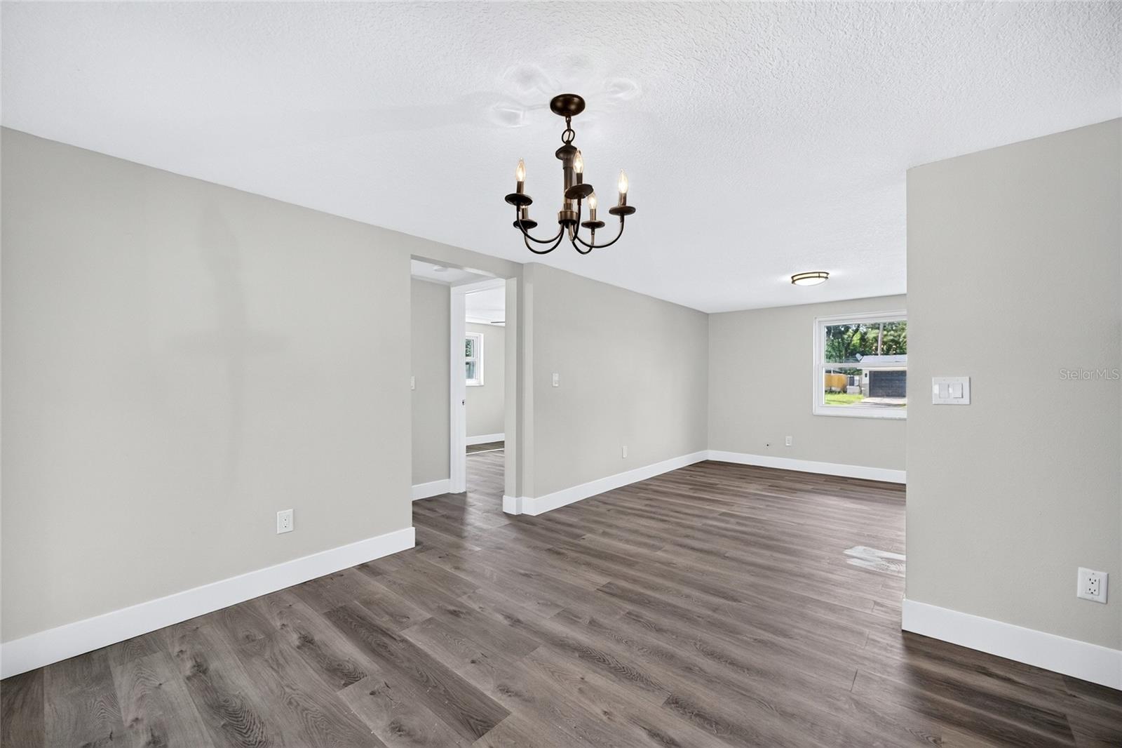 BAY PARK ESTATES - Residential