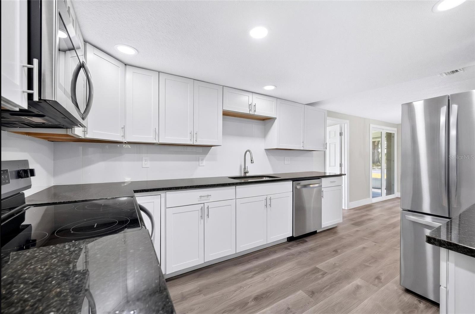 BAY PARK ESTATES - Residential