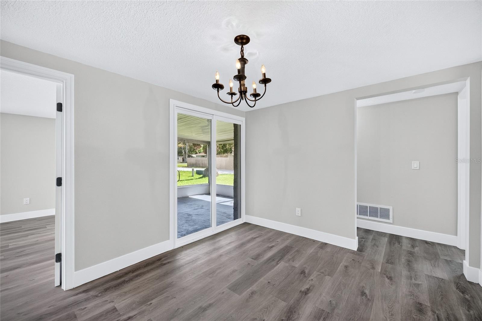 BAY PARK ESTATES - Residential