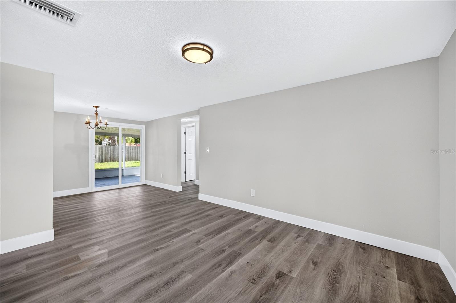 BAY PARK ESTATES - Residential