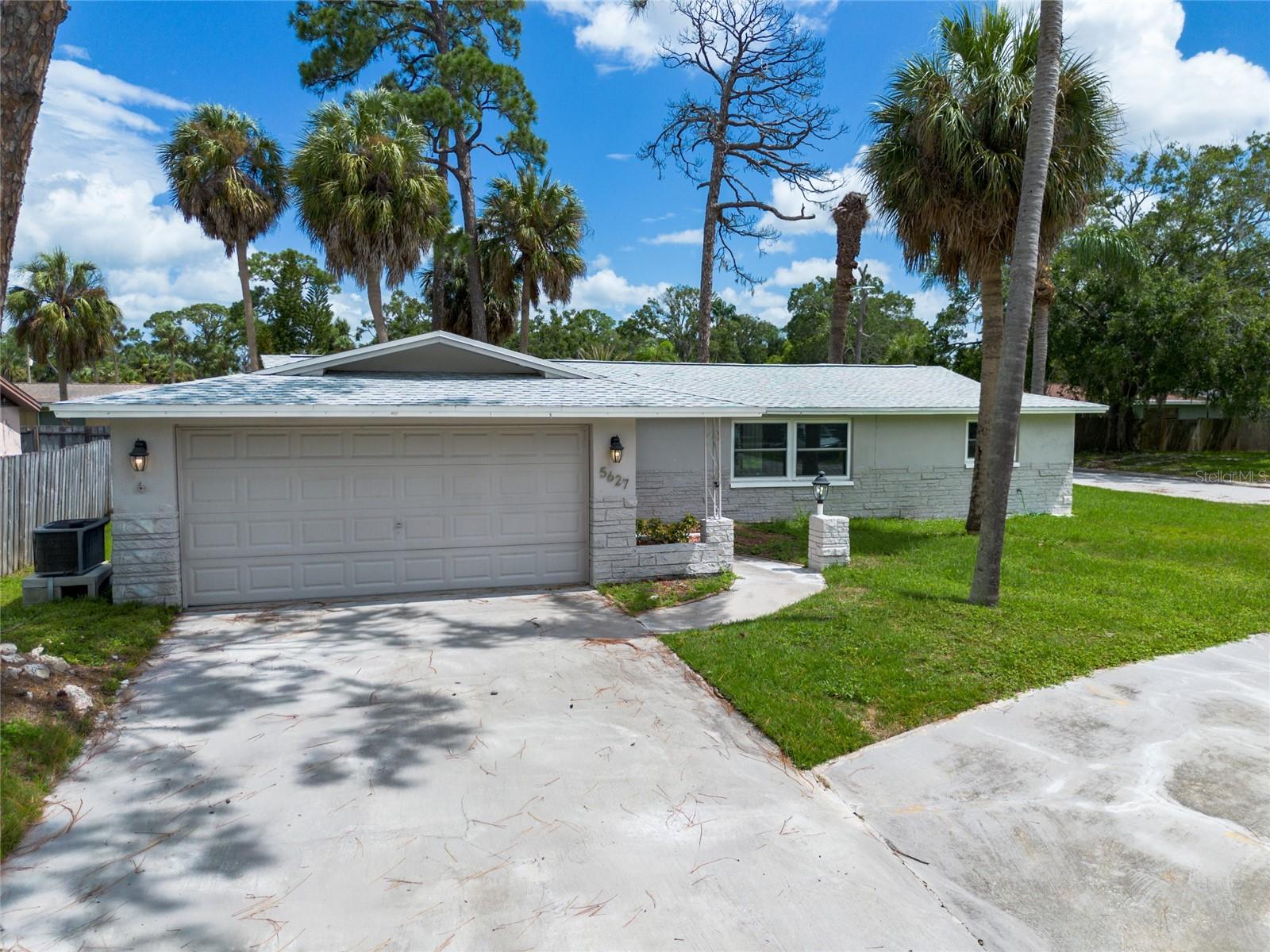 BAY PARK ESTATES - Residential