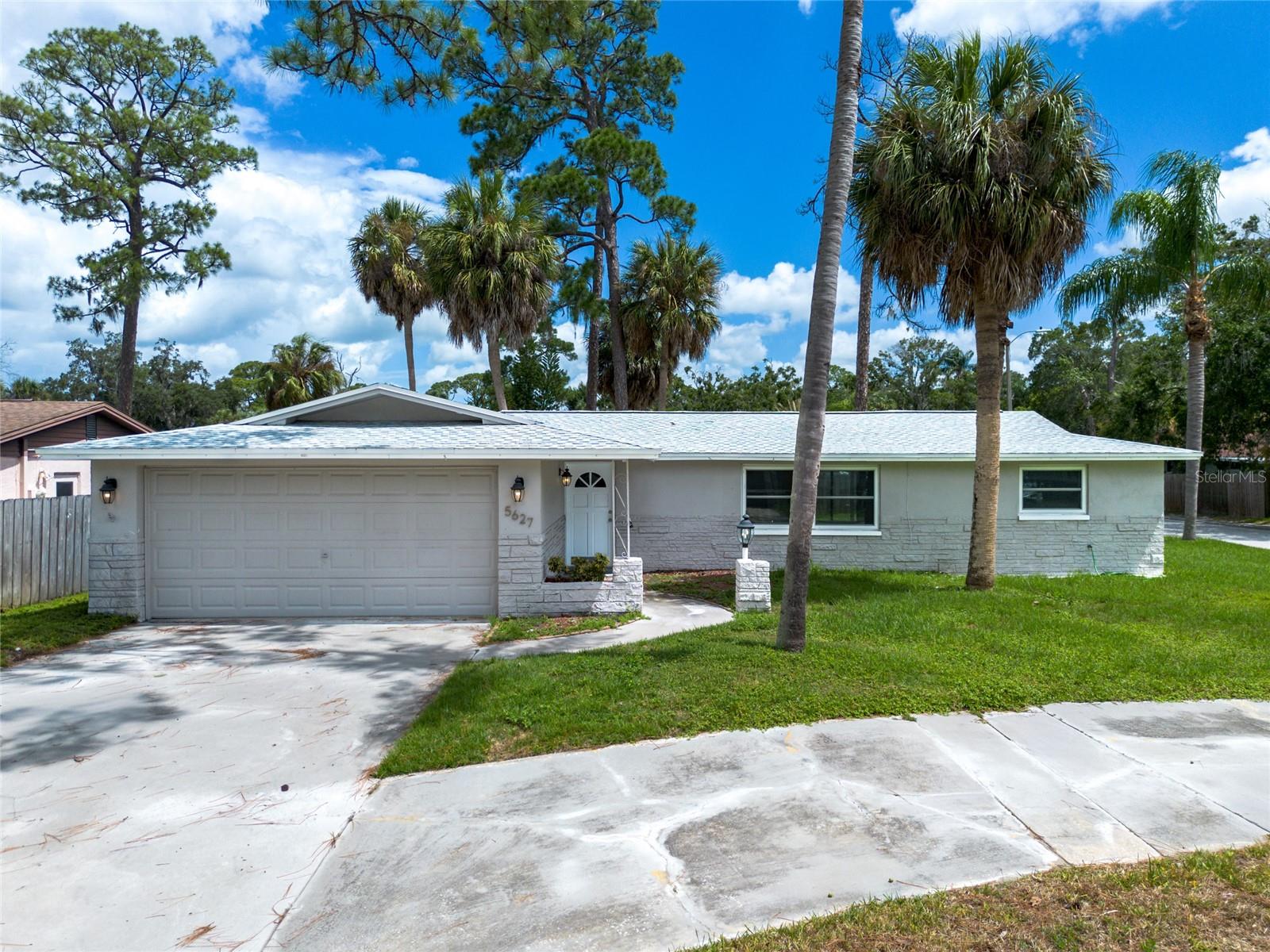 BAY PARK ESTATES - Residential