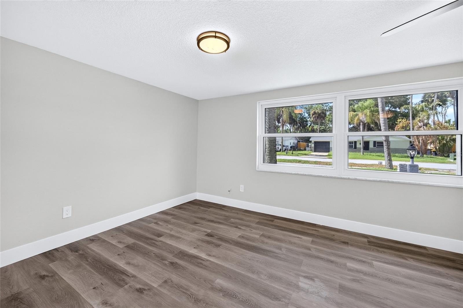 BAY PARK ESTATES - Residential