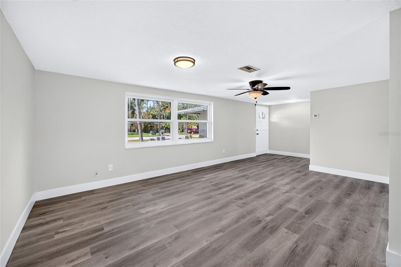 BAY PARK ESTATES - Residential