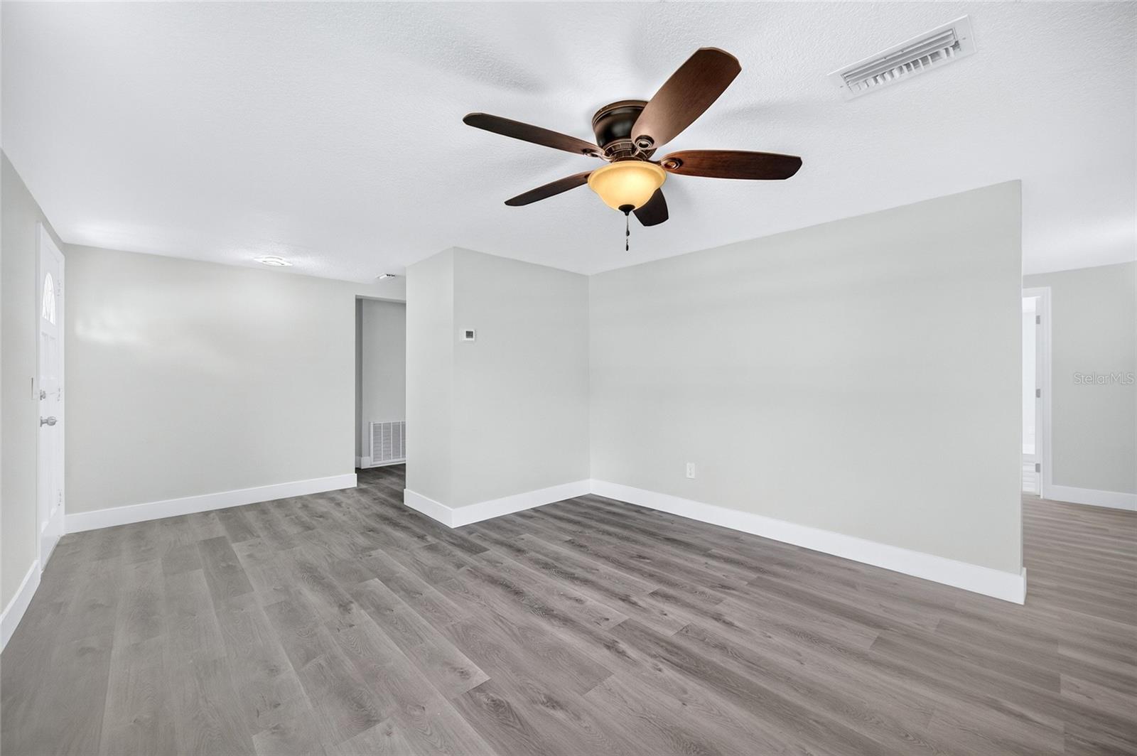 BAY PARK ESTATES - Residential