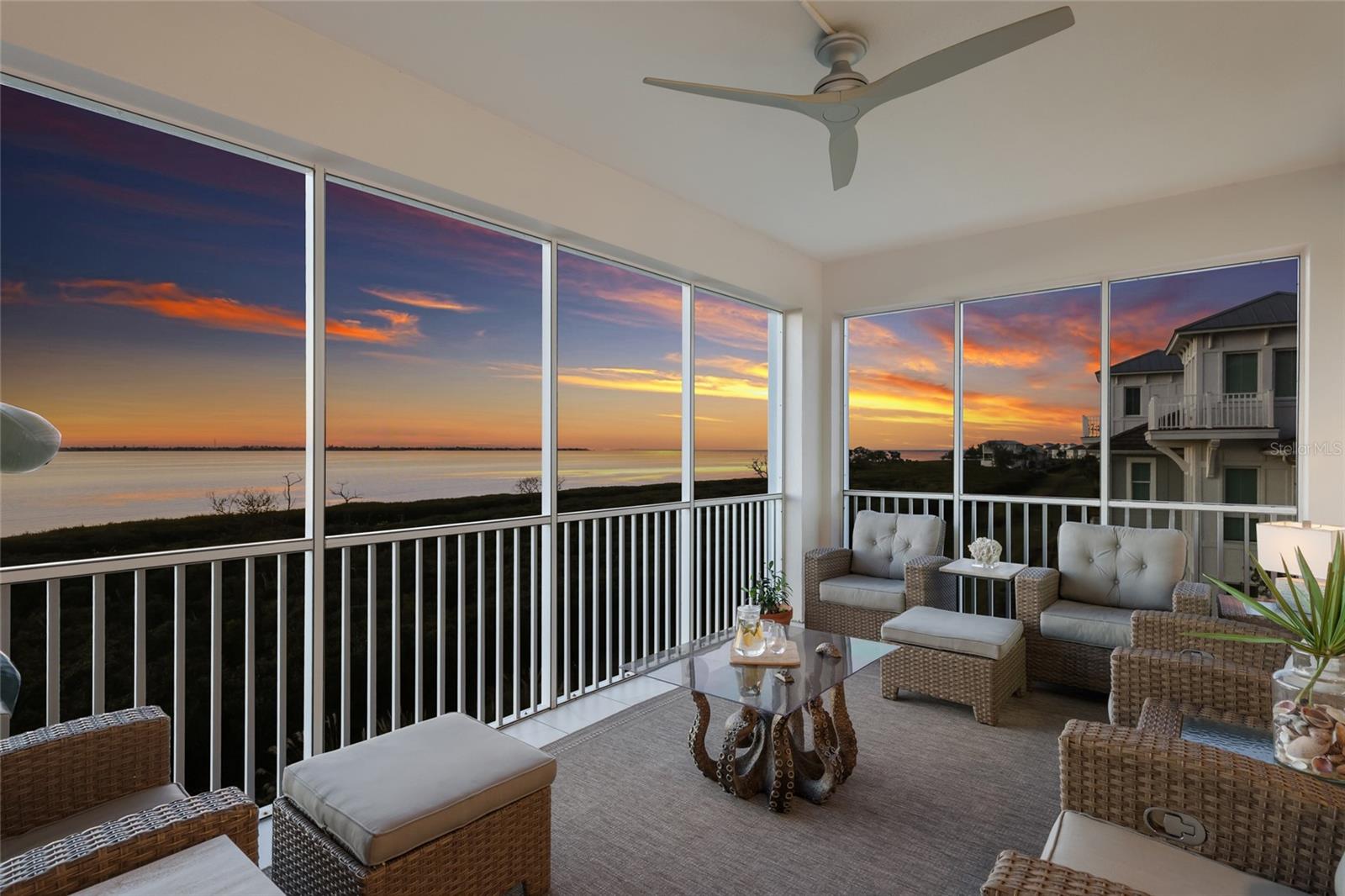 MARINA WALK ON ONE PARTICULAR HARBOUR 2 - Residential