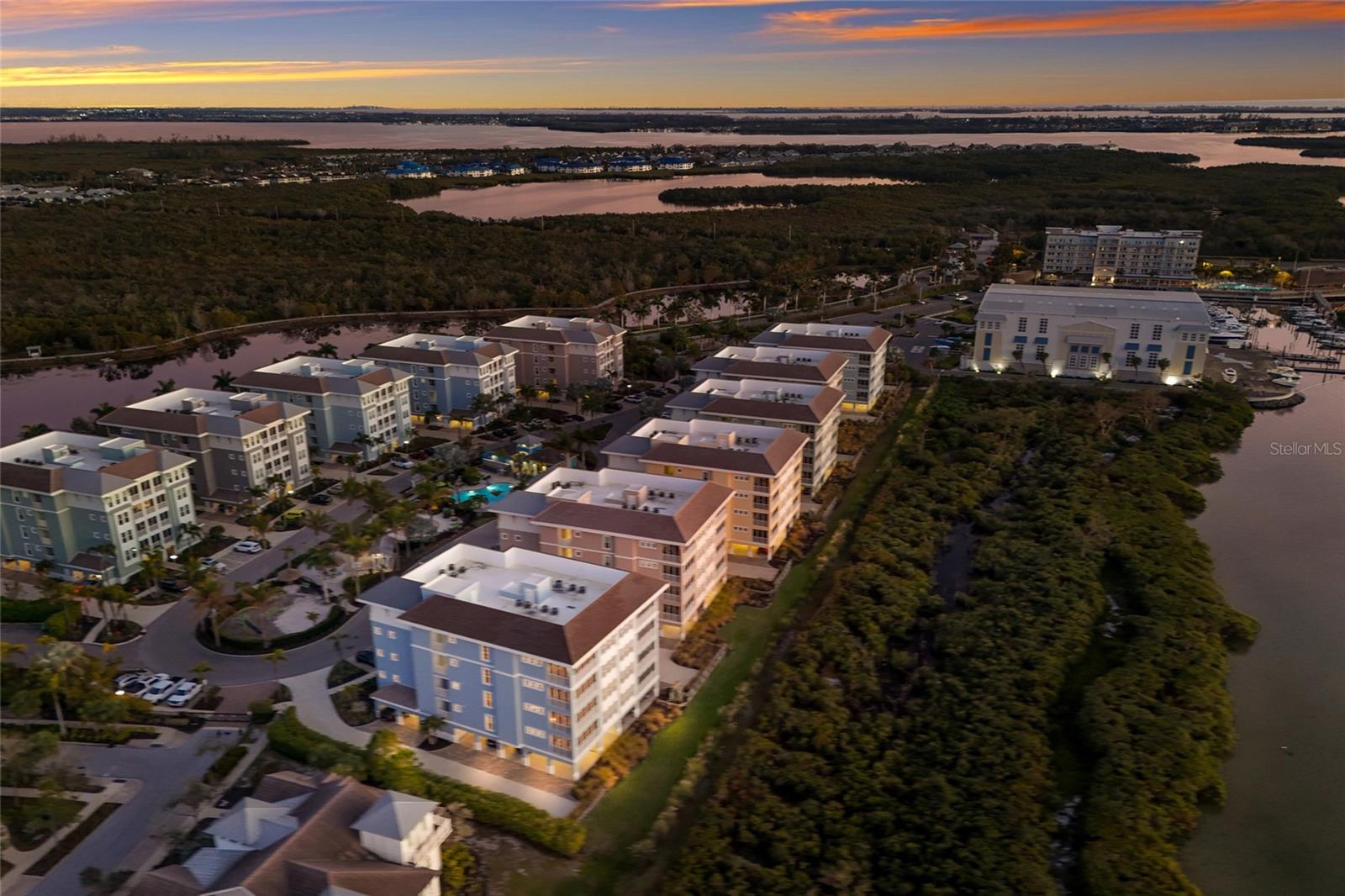 MARINA WALK ON ONE PARTICULAR HARBOUR 2 - Residential