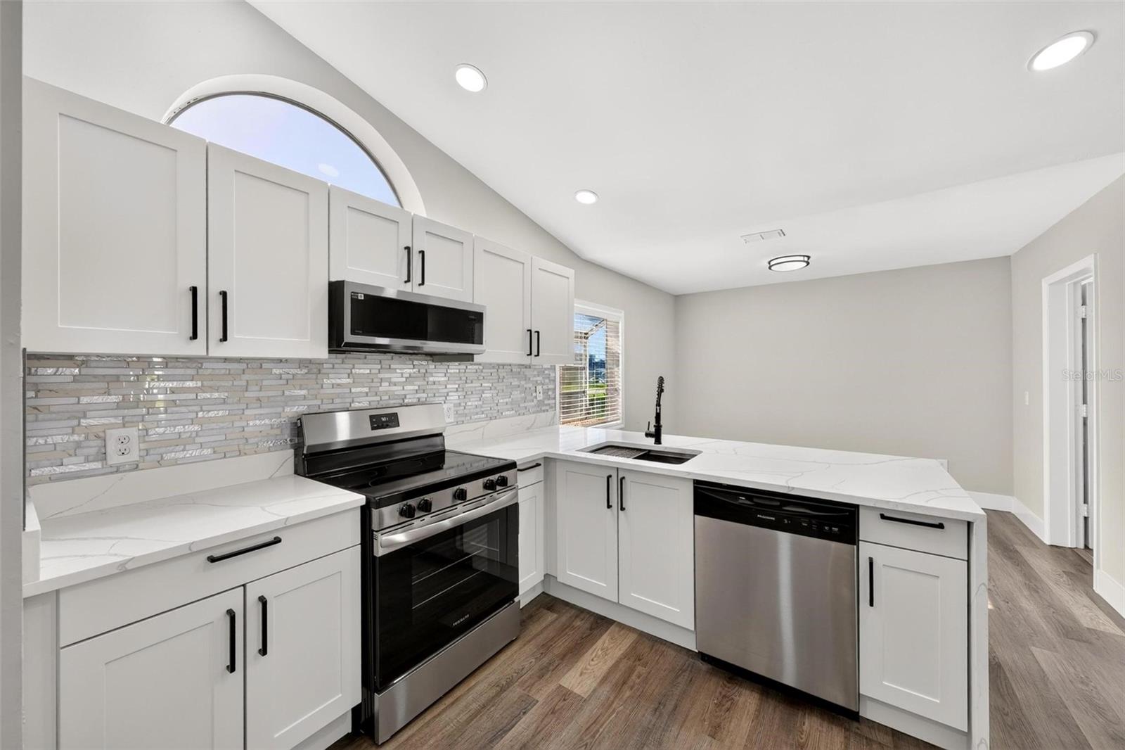 DELTONA LAKES UNIT 75 - Residential