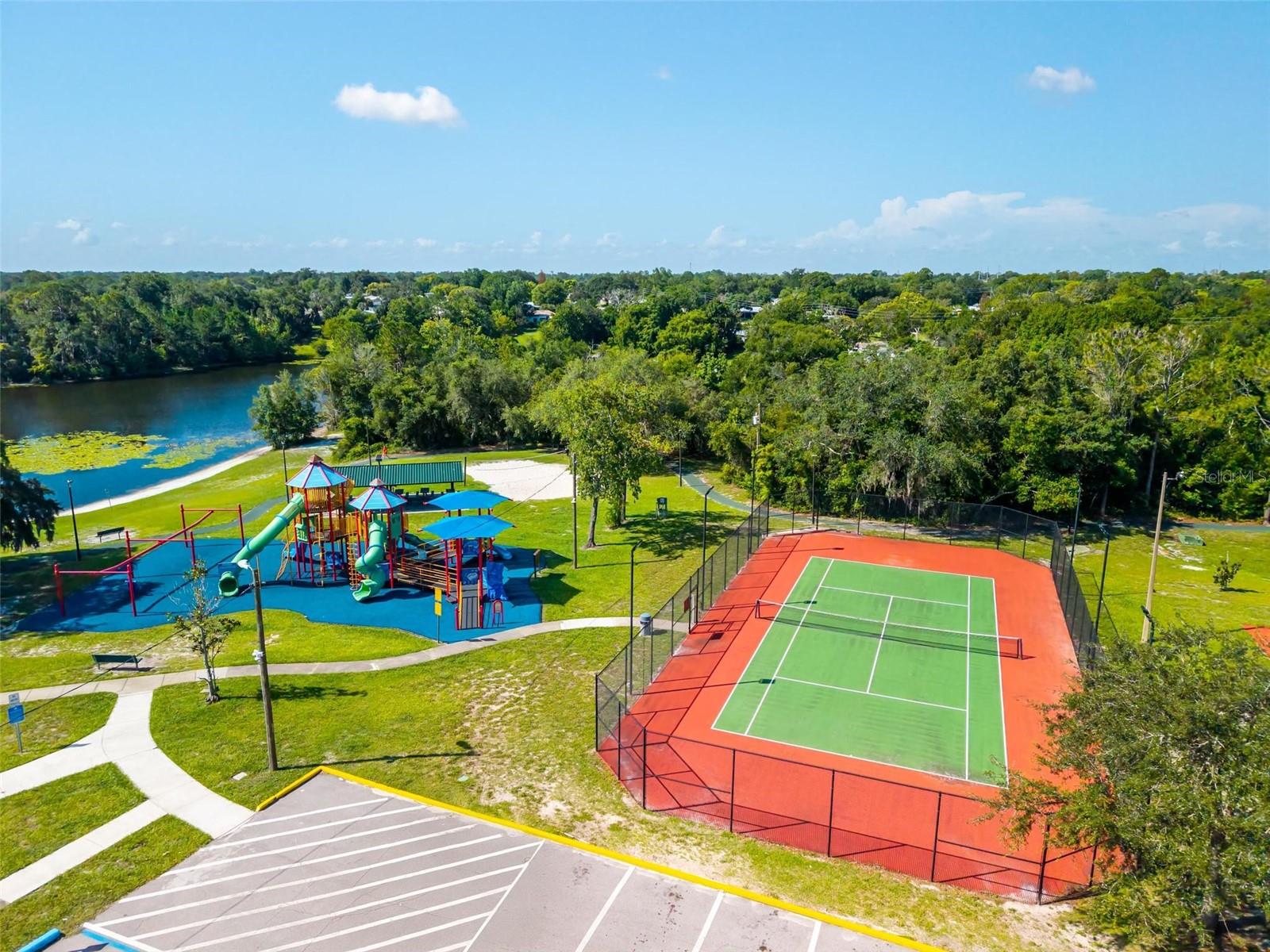 DELTONA LAKES UNIT 75 - Residential
