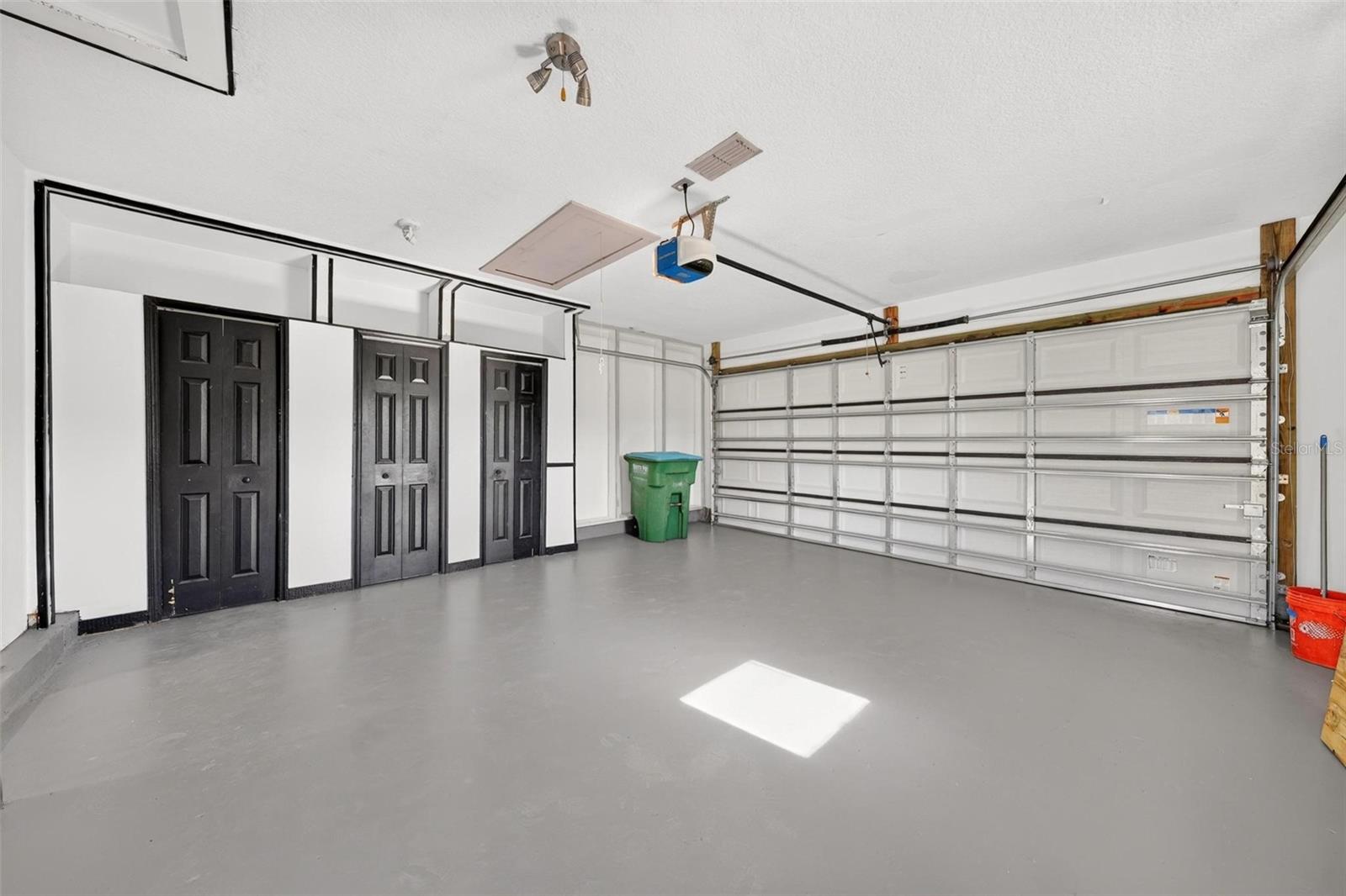 DELTONA LAKES UNIT 75 - Residential