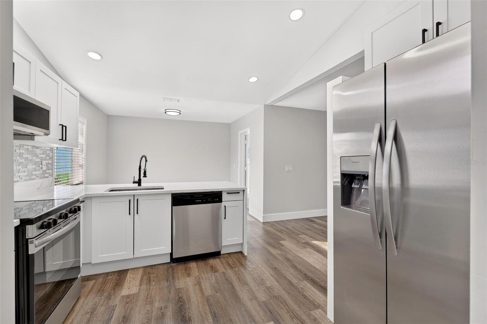 DELTONA LAKES UNIT 75 - Residential