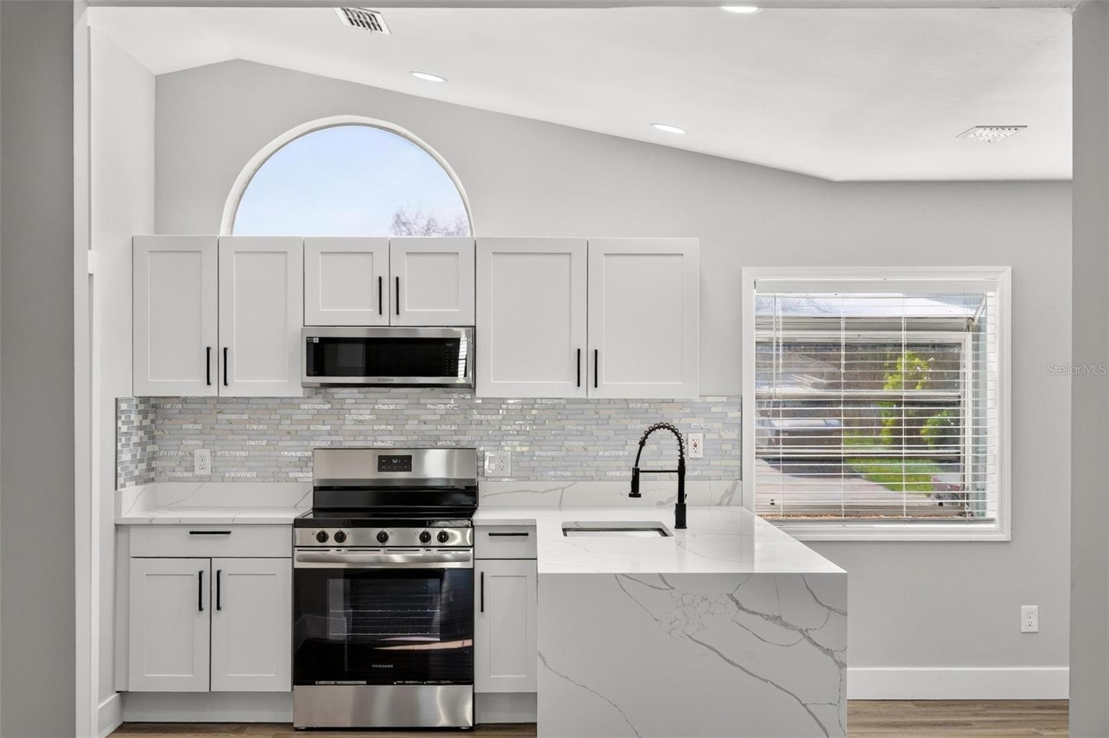 DELTONA LAKES UNIT 75 - Residential