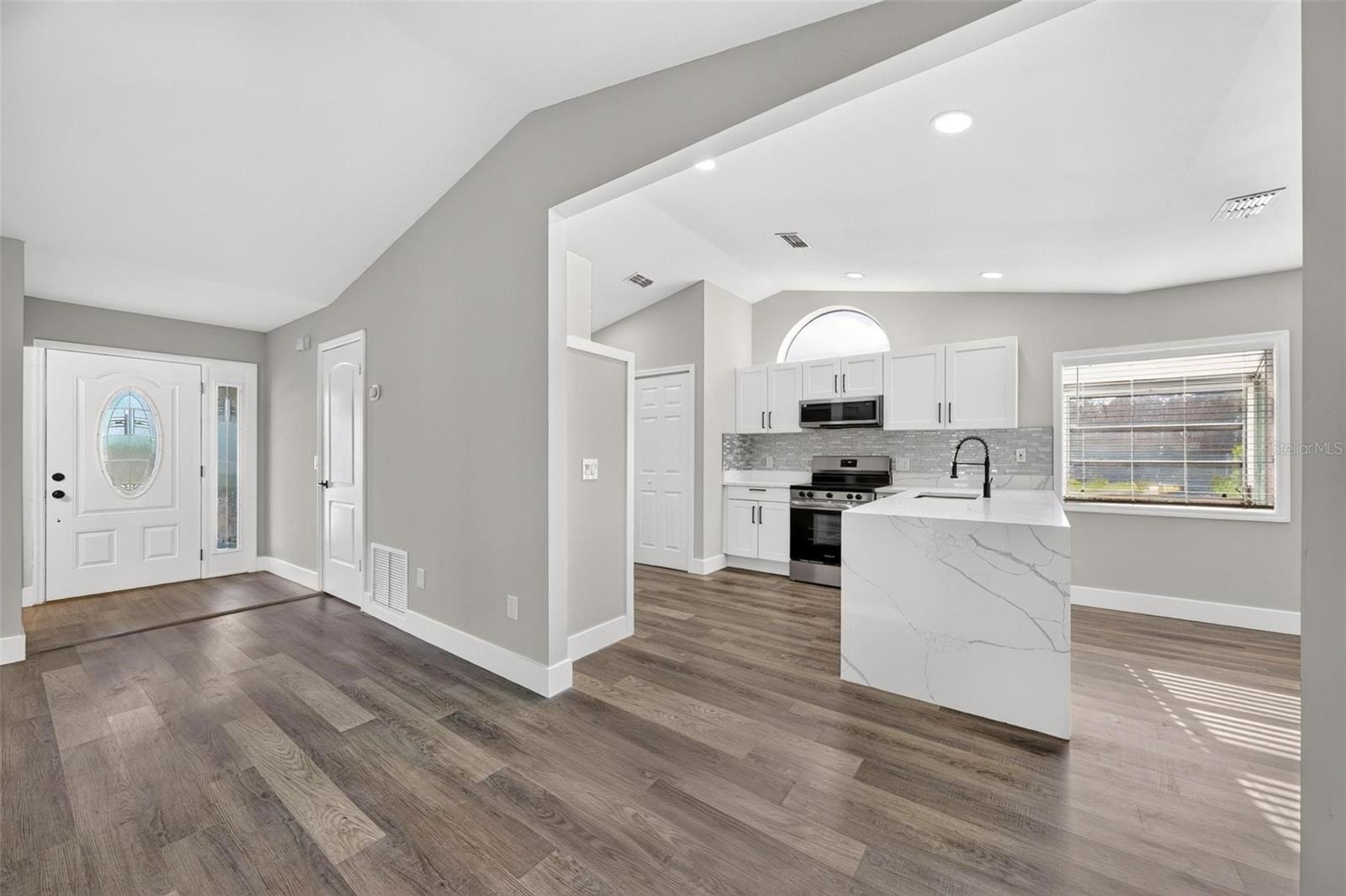 DELTONA LAKES UNIT 75 - Residential