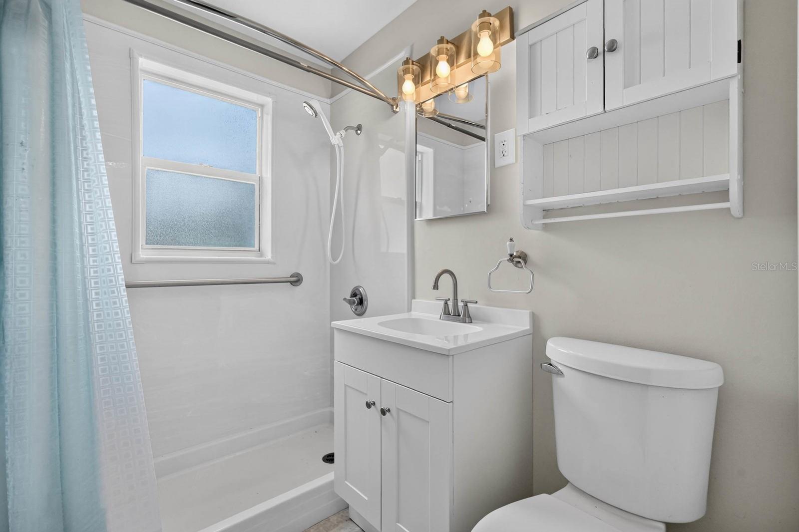 ROGERS PARK MELROSE ORMOND MB 19 PG 74 PER OR - Residential