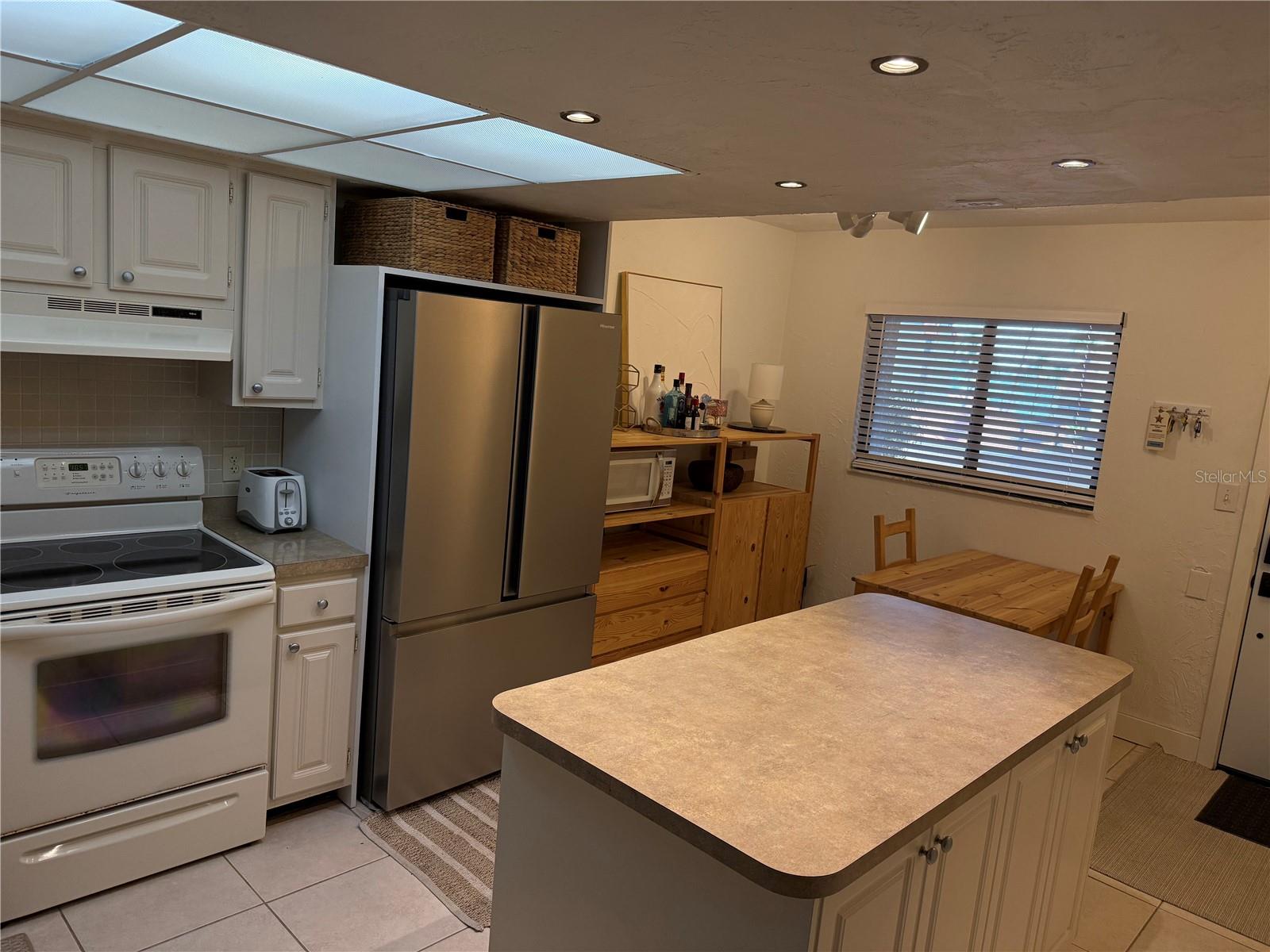 VILLAGE AT TIERRA VERDE CONDO - Residential Lease