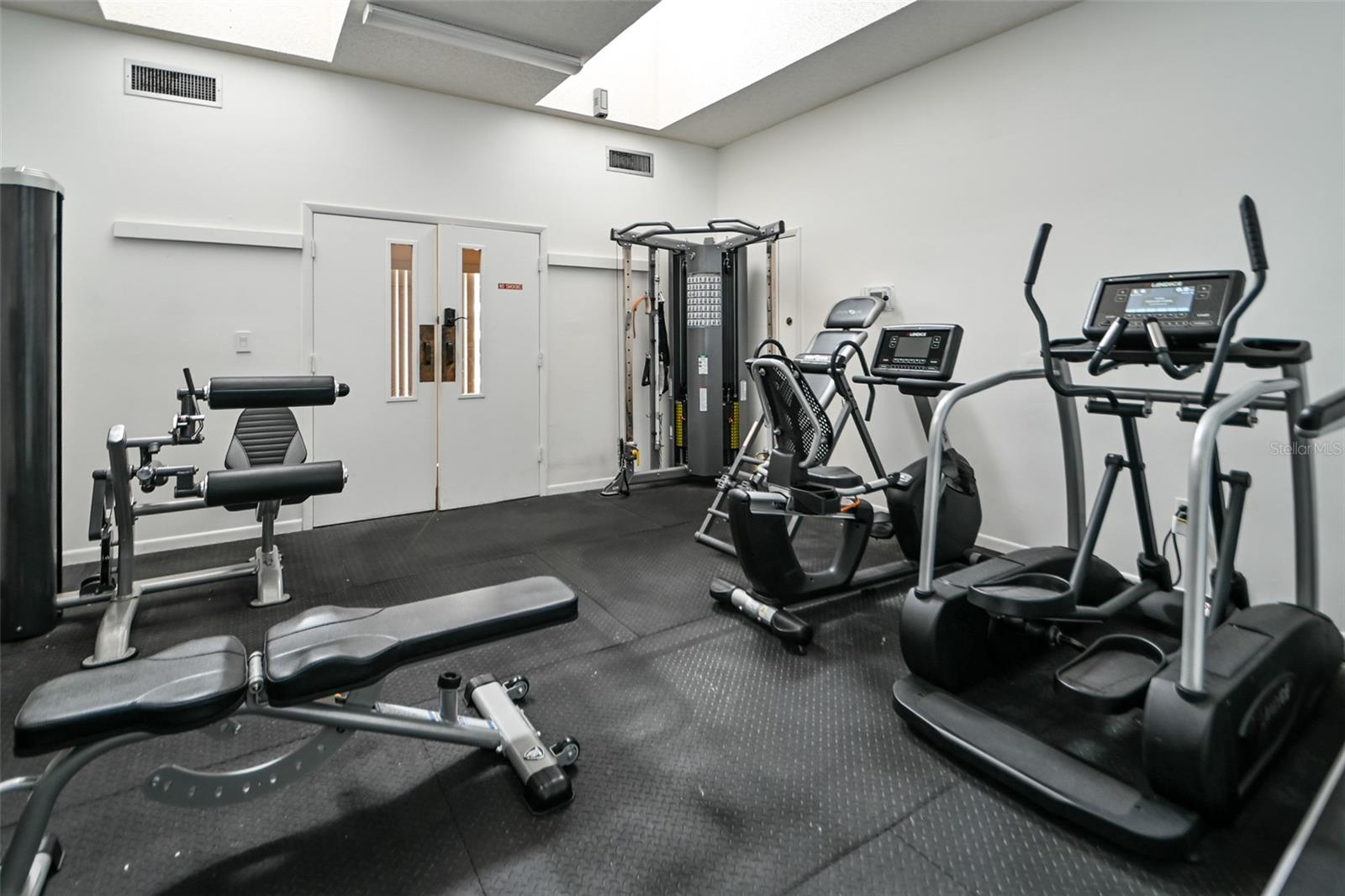 VILLAGE AT TIERRA VERDE CONDO - Residential Lease