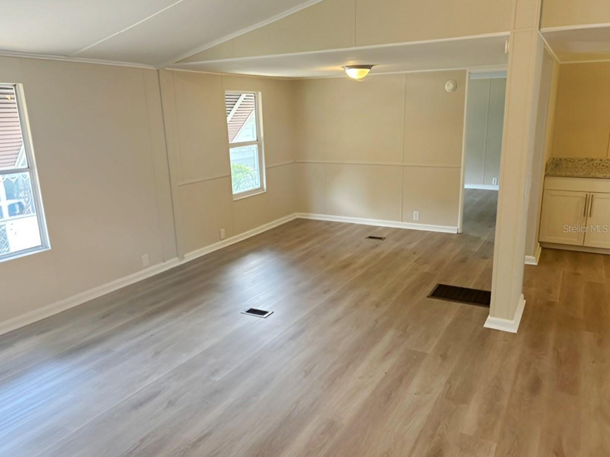 LEISURE WORLD PARK - Residential