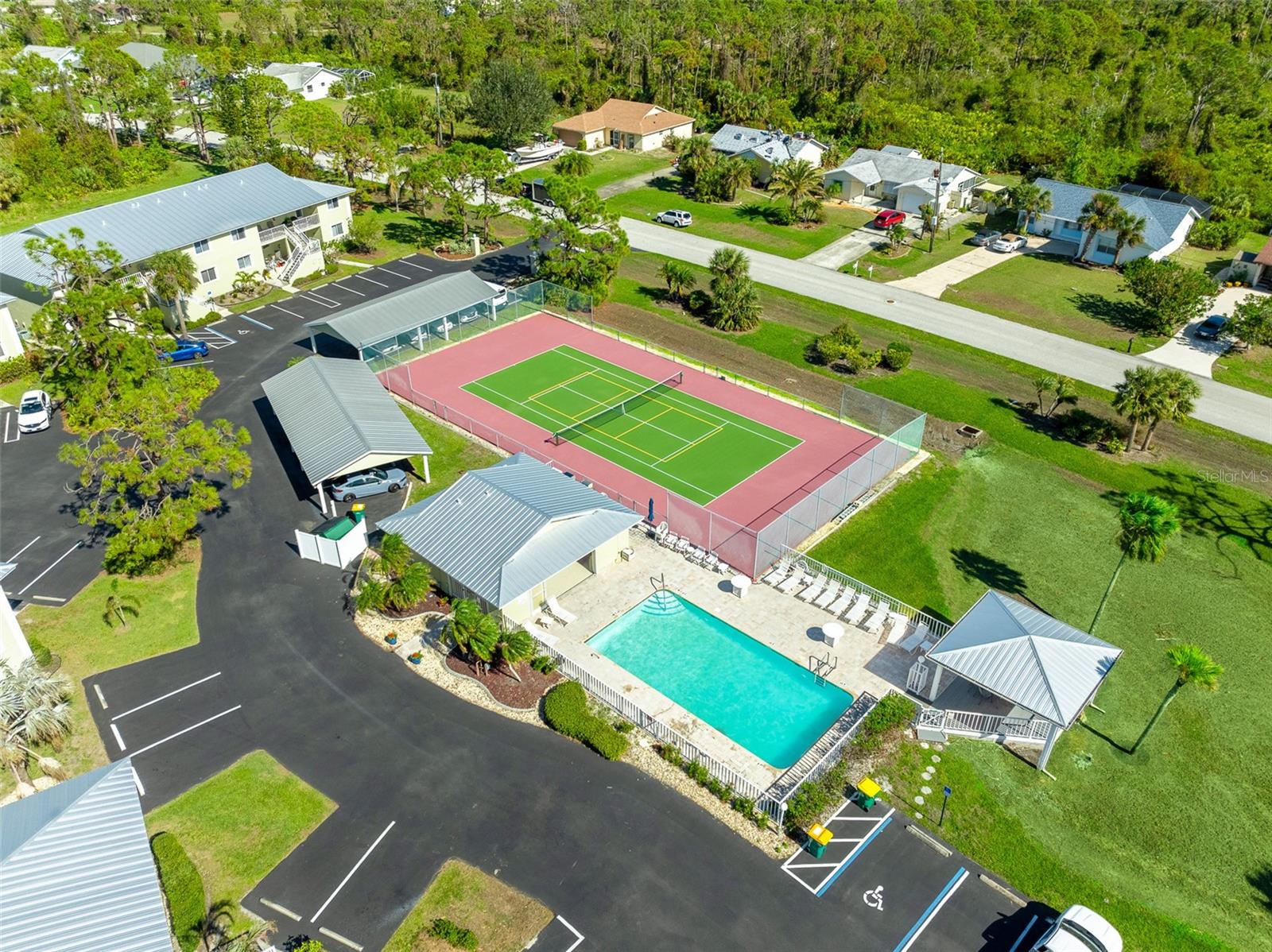 GOLDEN TEE PH 01 BLDG 14 - Residential