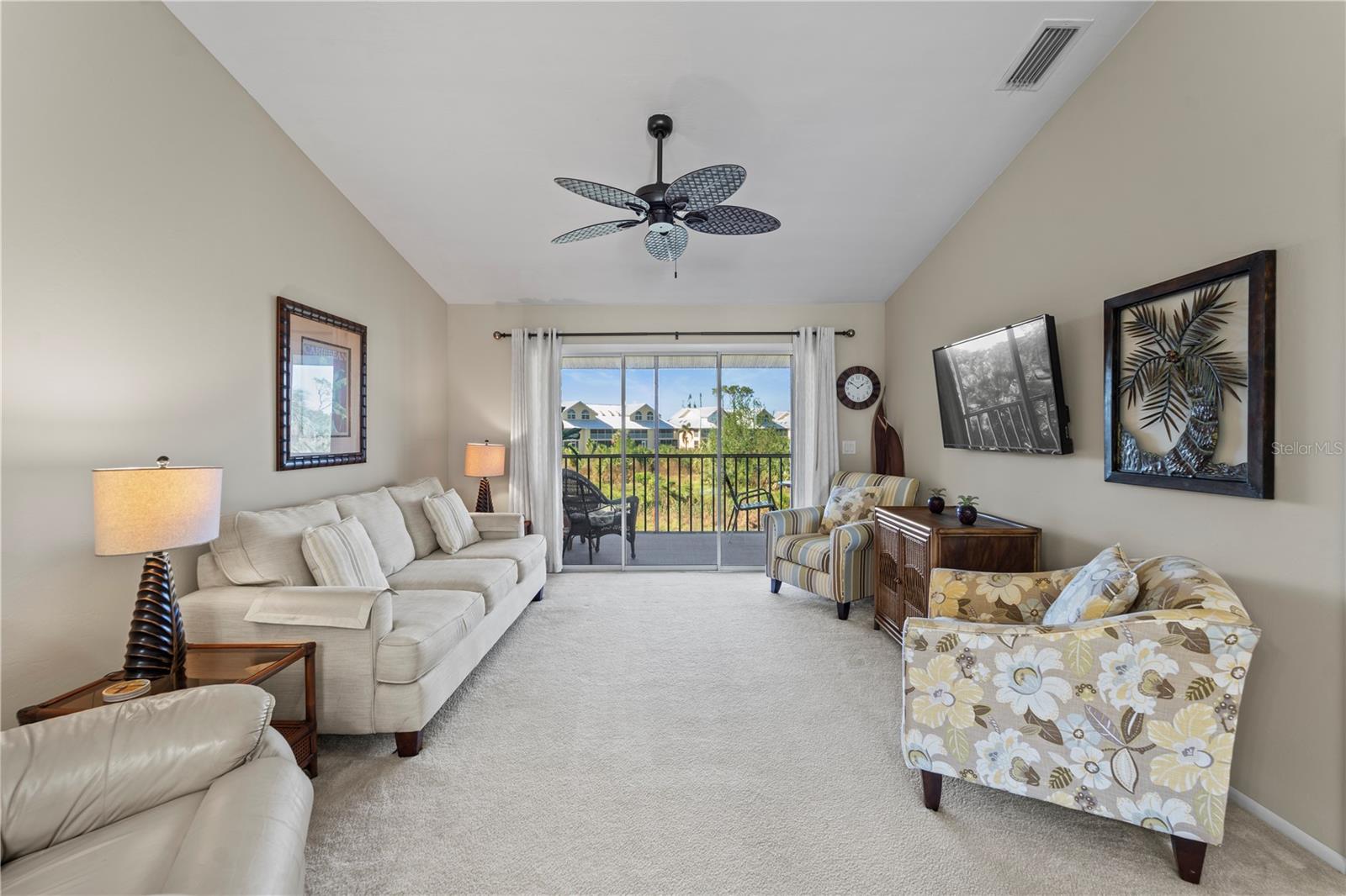 GOLDEN TEE PH 01 BLDG 14 - Residential
