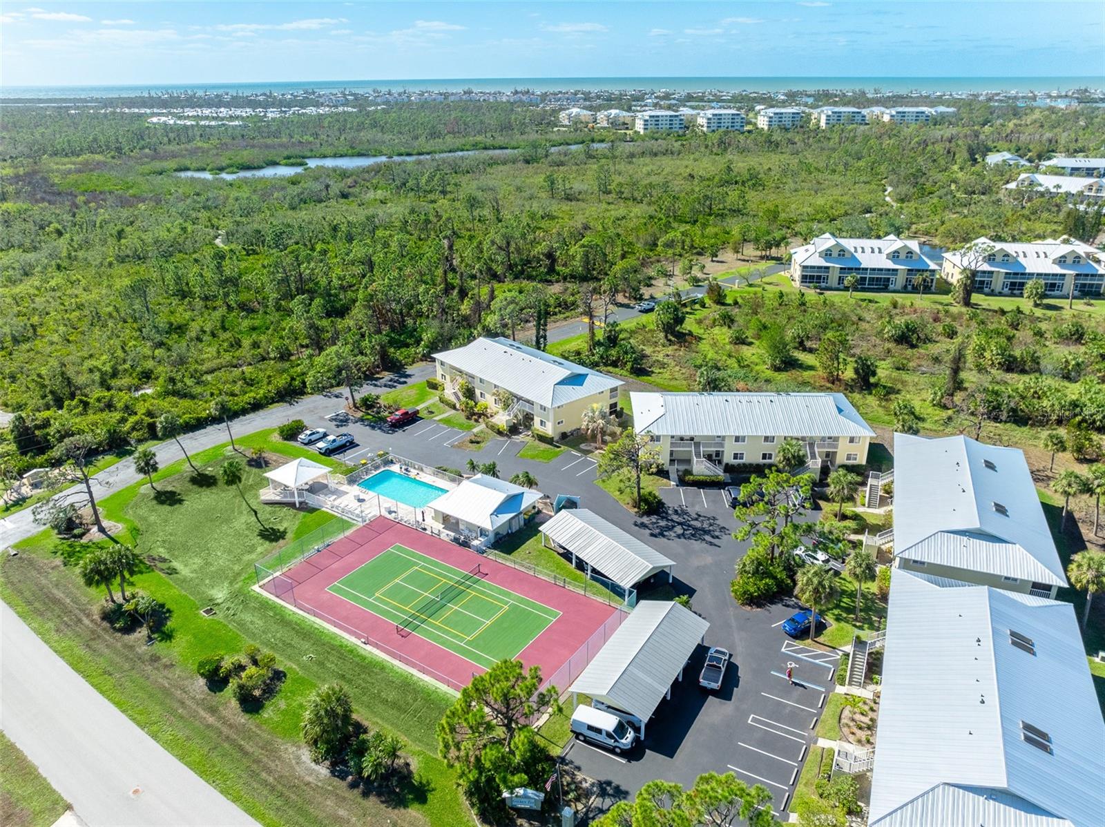 GOLDEN TEE PH 01 BLDG 14 - Residential