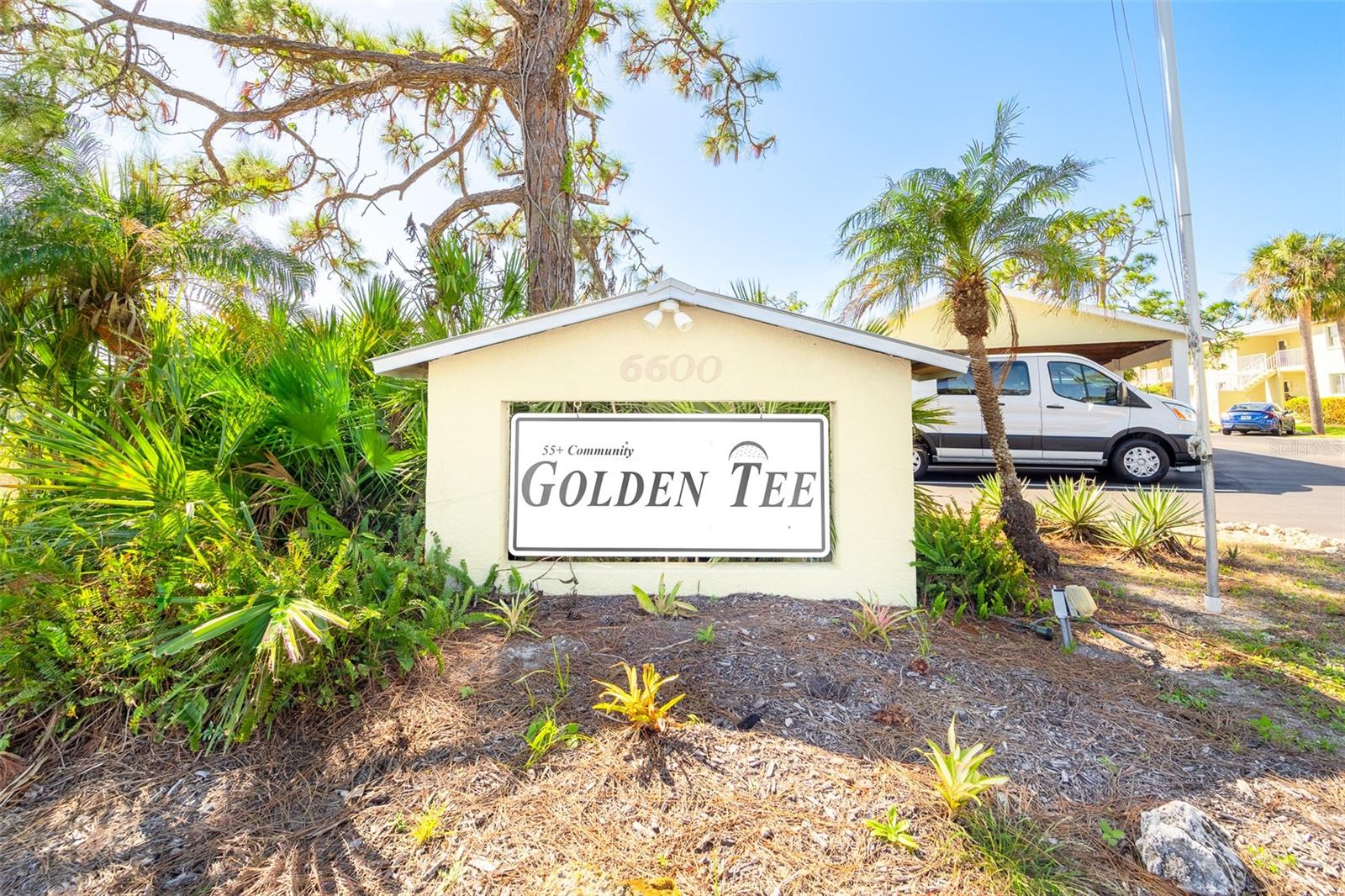 GOLDEN TEE PH 01 BLDG 14 - Residential