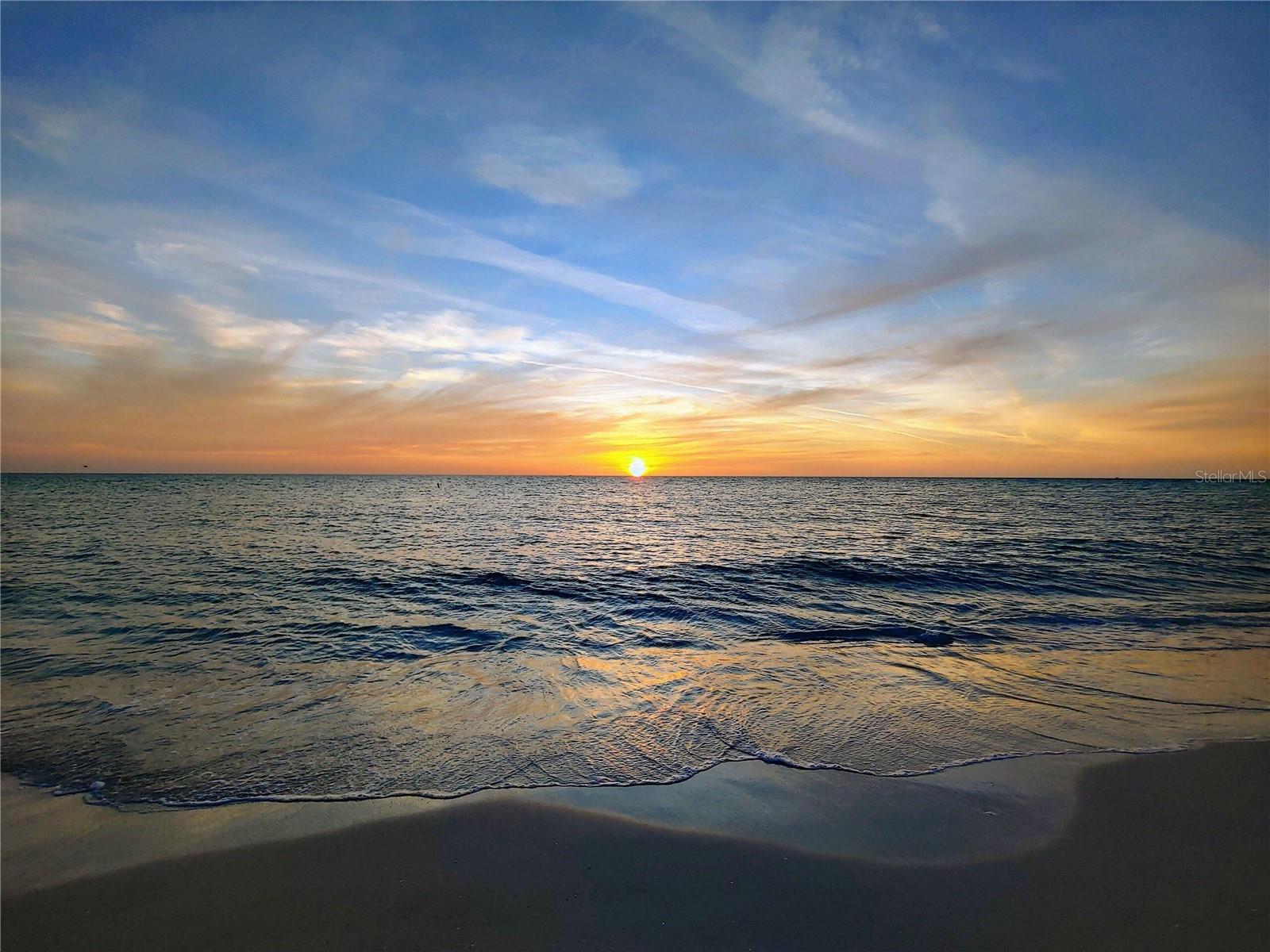 SUNSET HARBOR - Residential