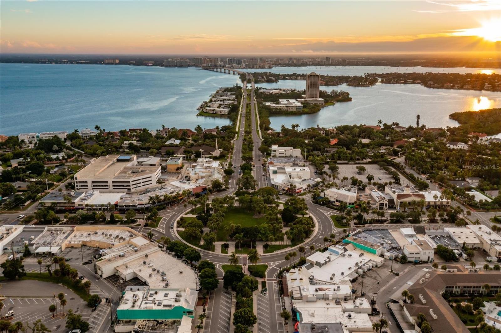 SUNSET HARBOR - Residential