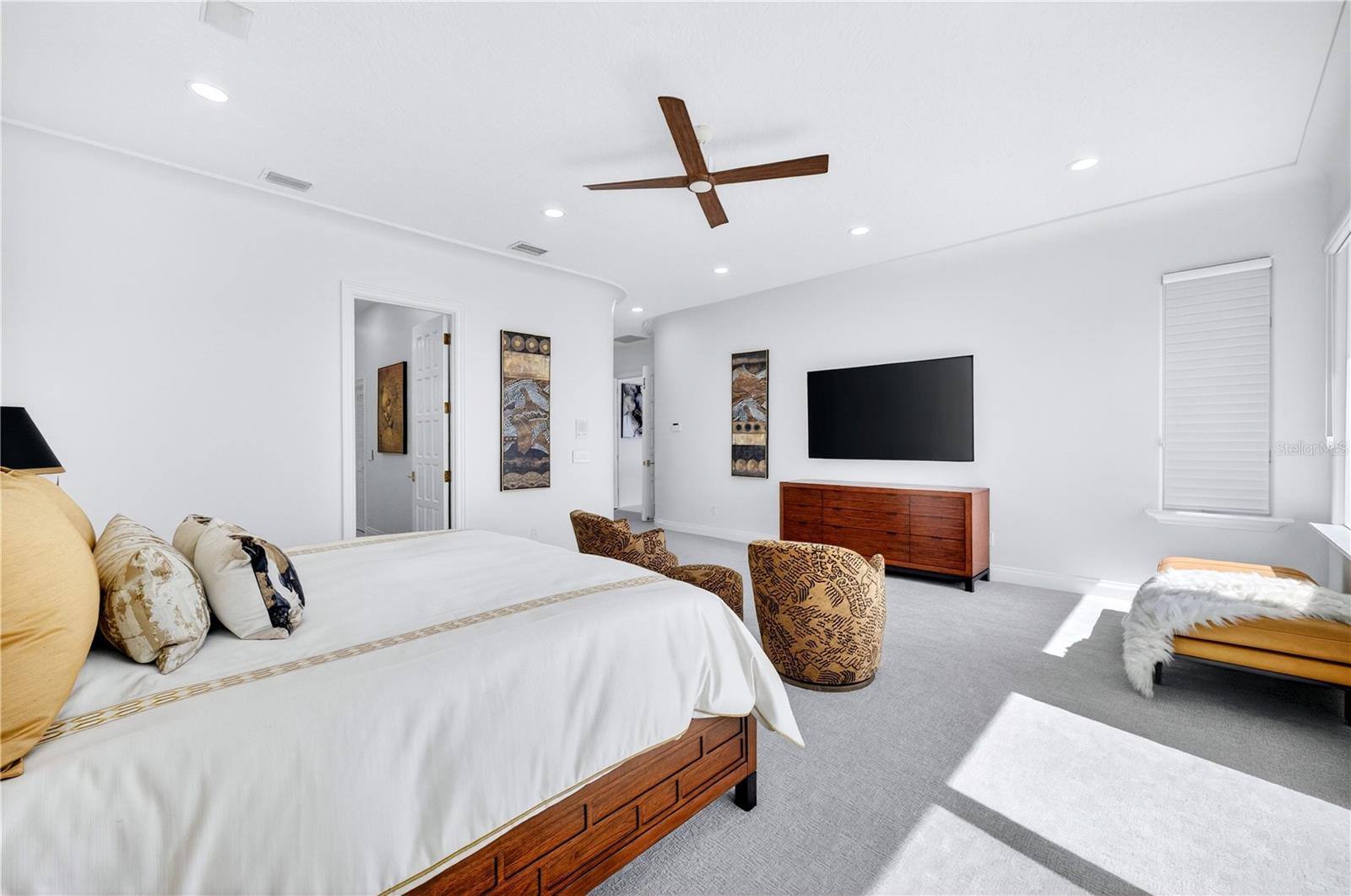 SUNSET HARBOR - Residential