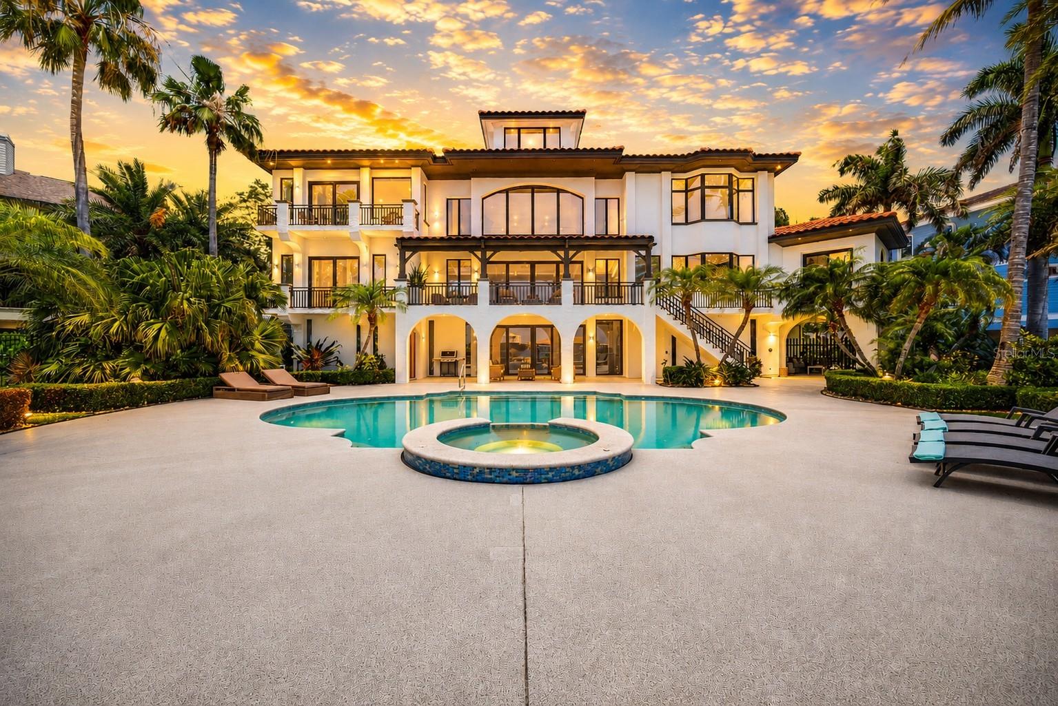 SUNSET HARBOR - Residential