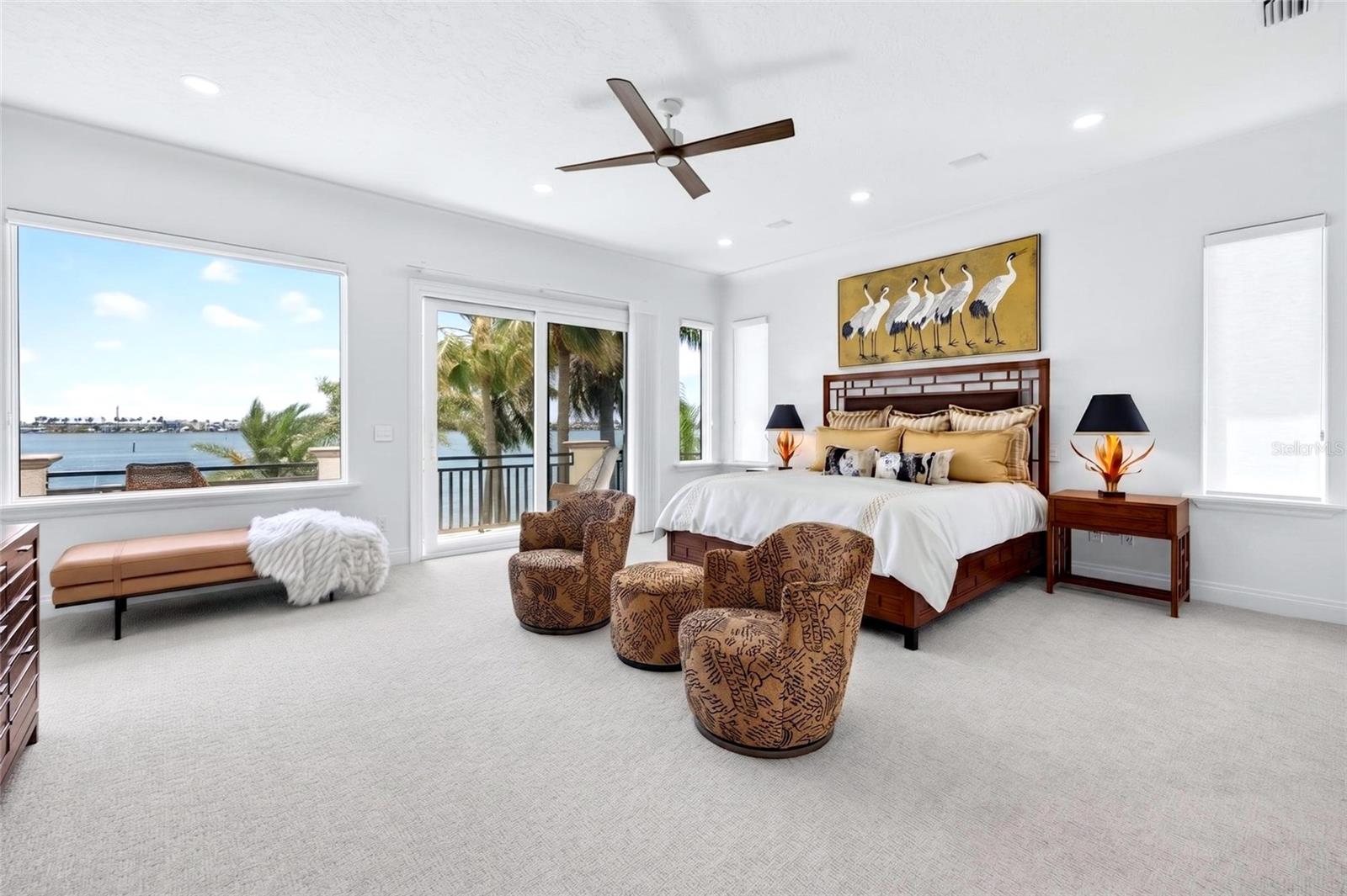 SUNSET HARBOR - Residential