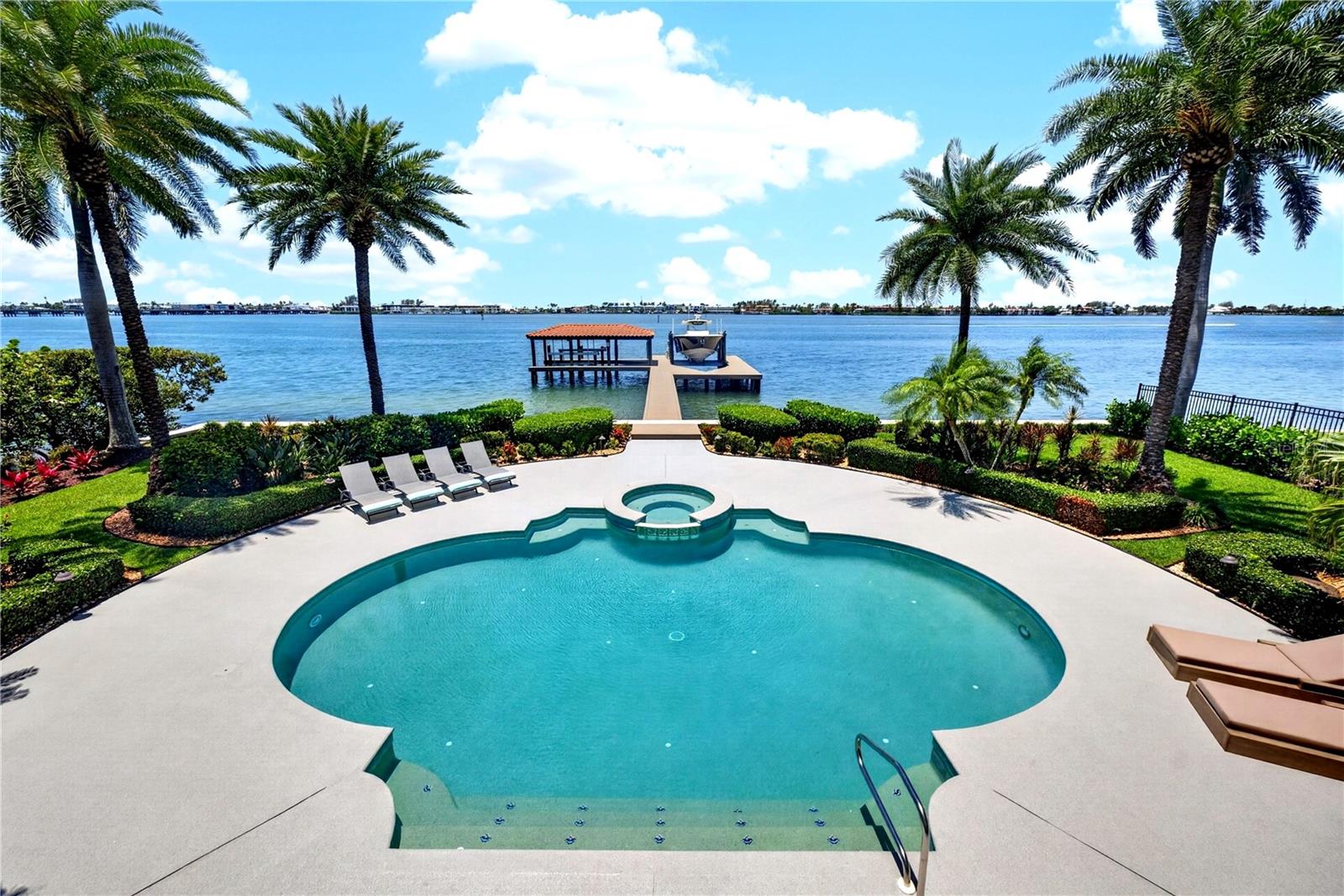 SUNSET HARBOR - Residential