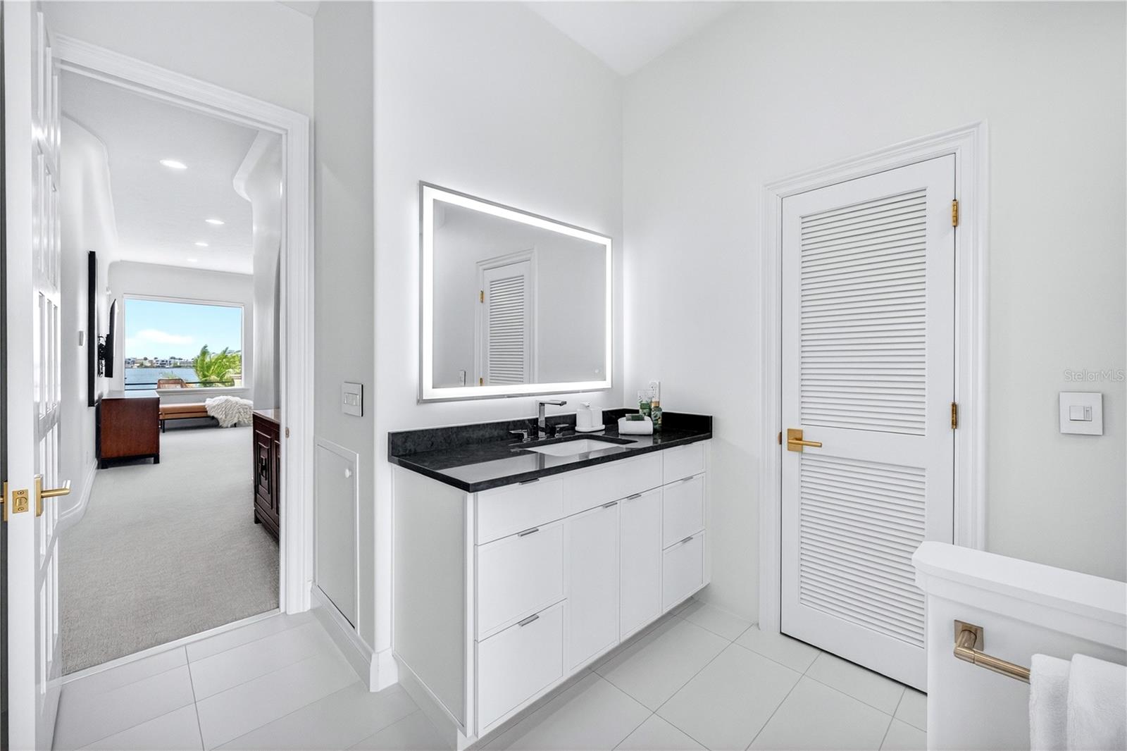 SUNSET HARBOR - Residential