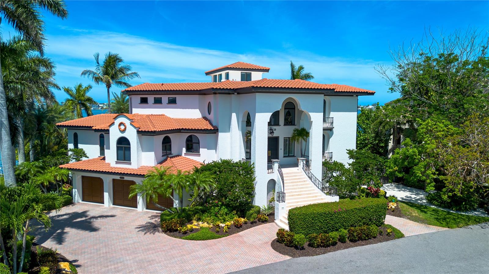 SUNSET HARBOR - Residential
