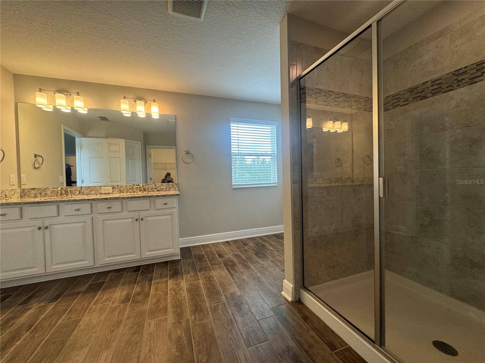 K-BAR RANCH-PCL F - Residential Lease