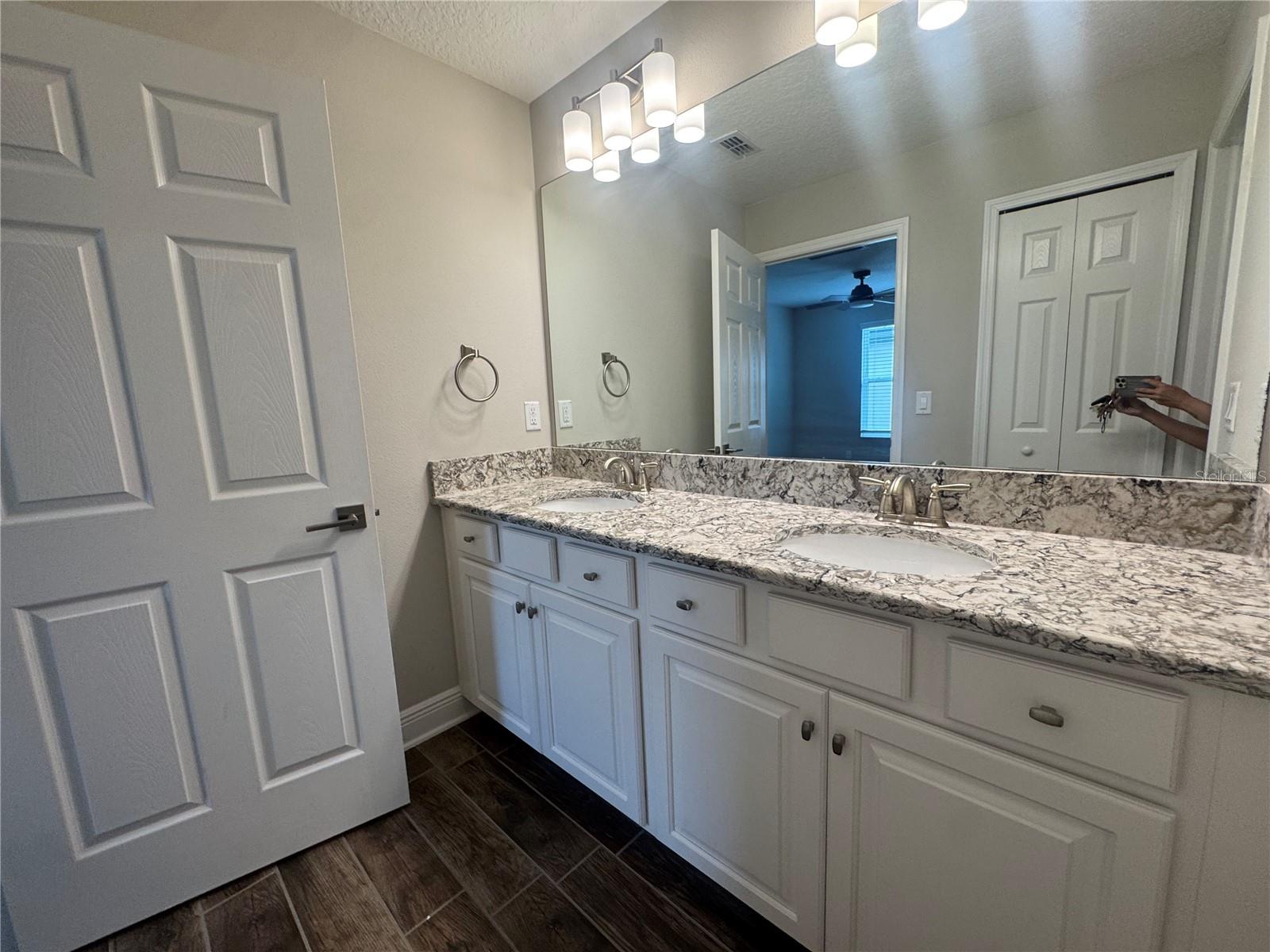K-BAR RANCH-PCL F - Residential Lease