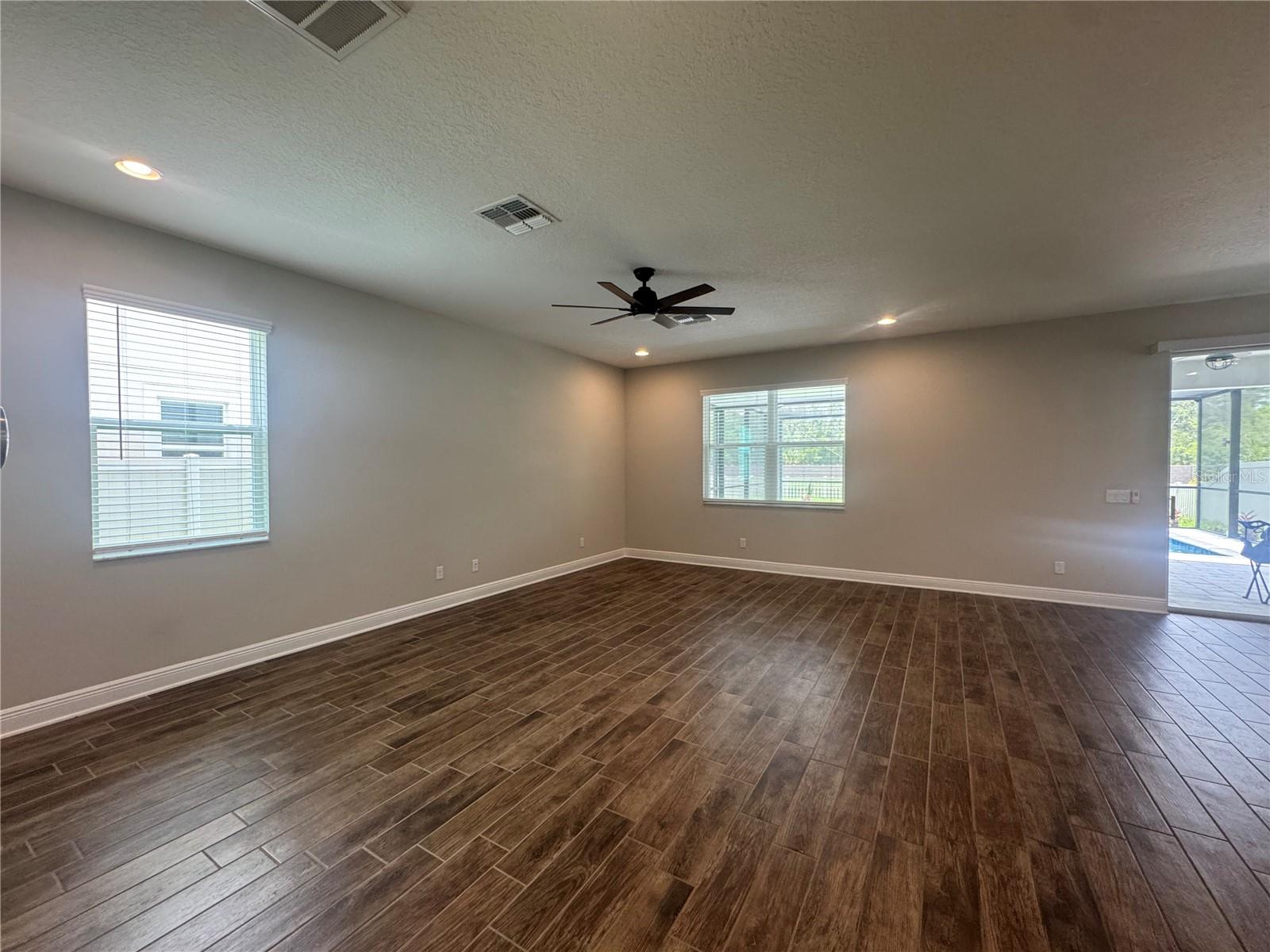 K-BAR RANCH-PCL F - Residential Lease