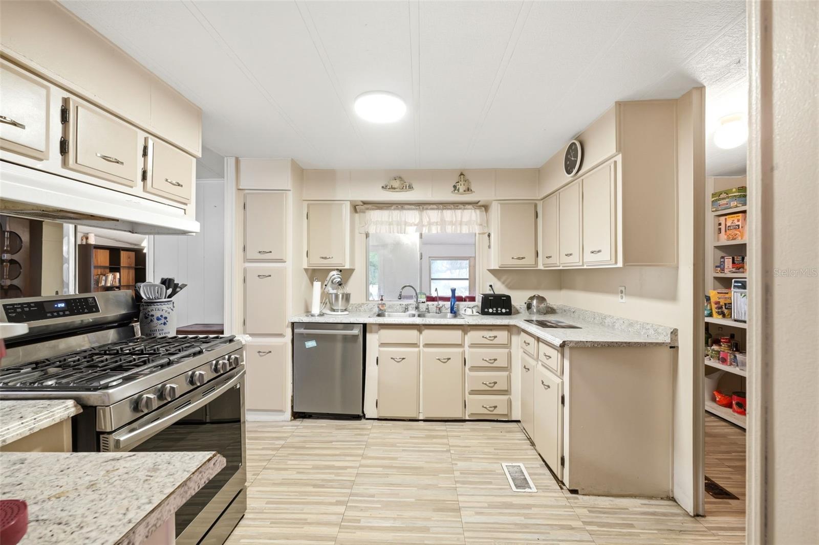 RUTLAND RANCH PH 1 - Residential