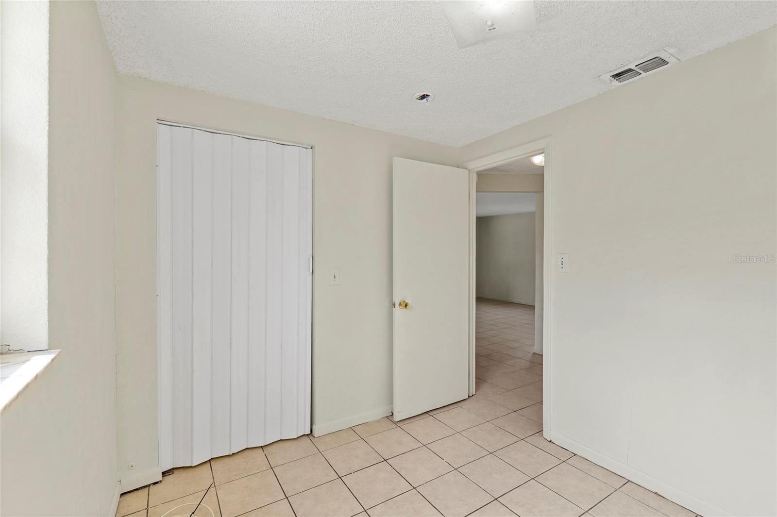 CLEAR VISTA - Residential Lease