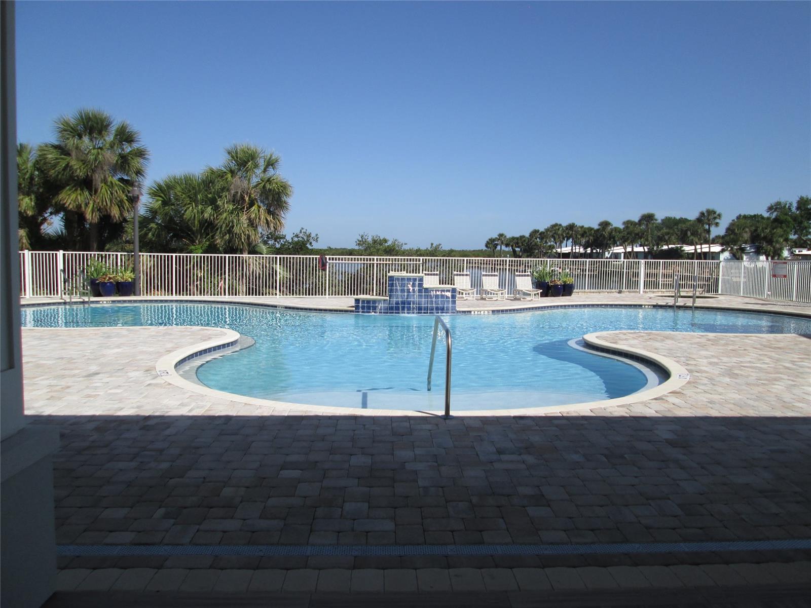 Riverwalk/Coronado Island-Bldg - Residential