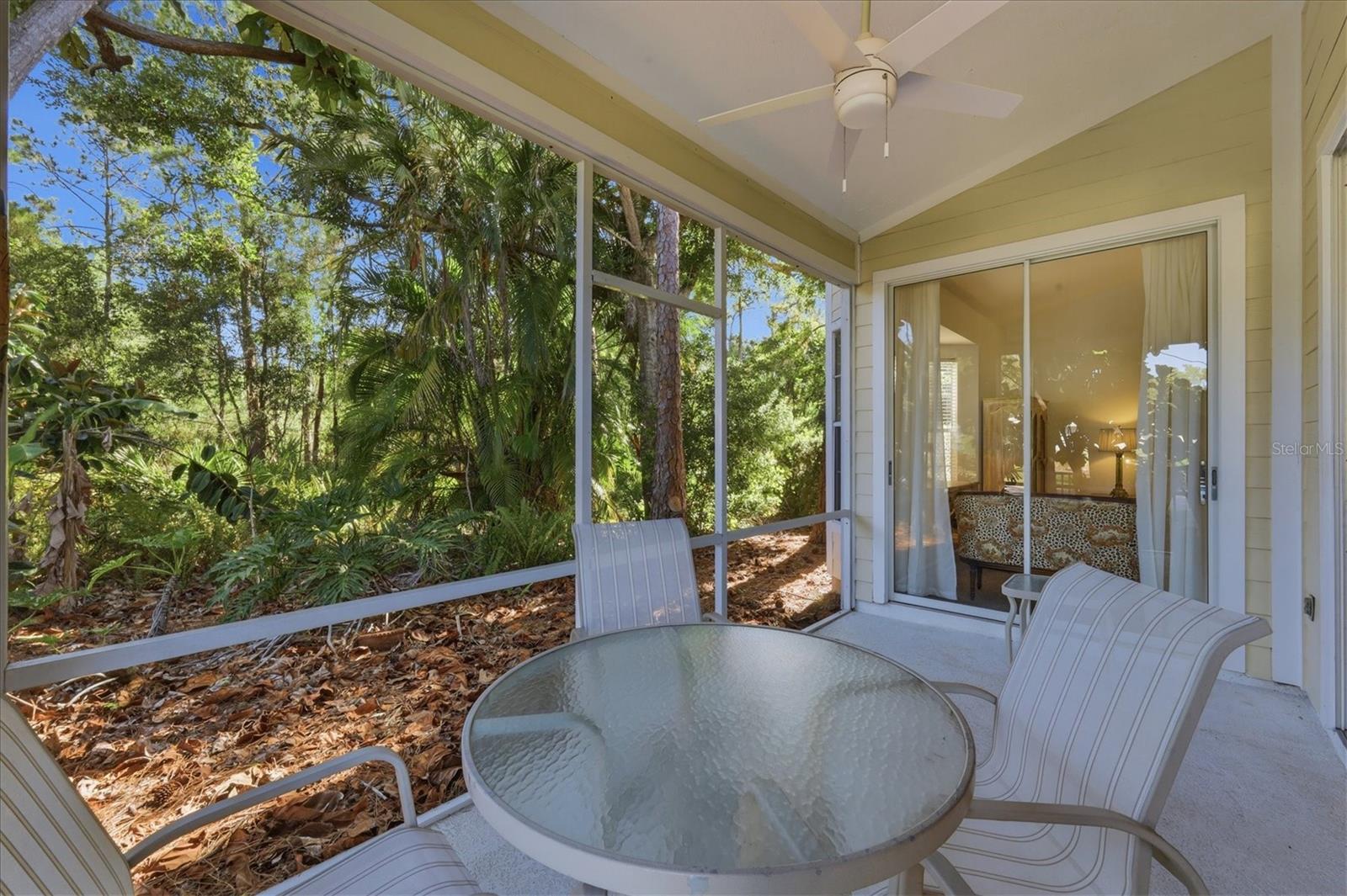 UNIVERSITY PARK COUNTRY CLUB - Residential