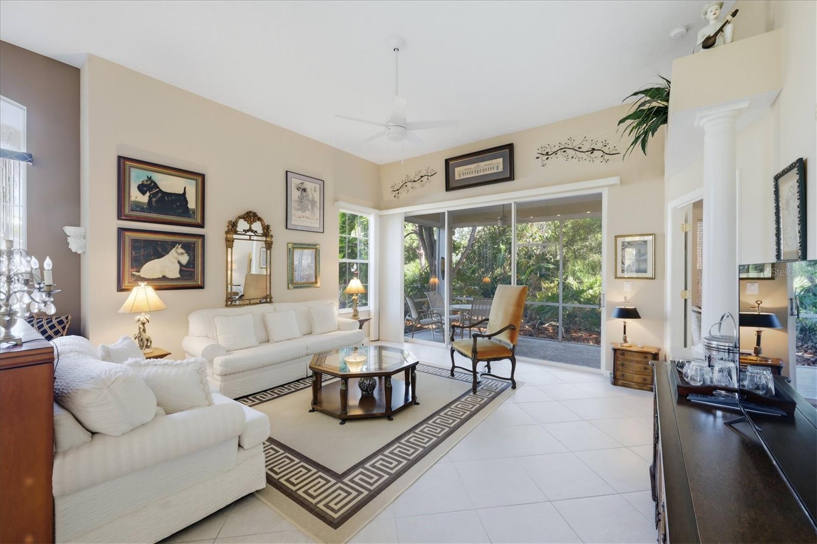 UNIVERSITY PARK COUNTRY CLUB - Residential