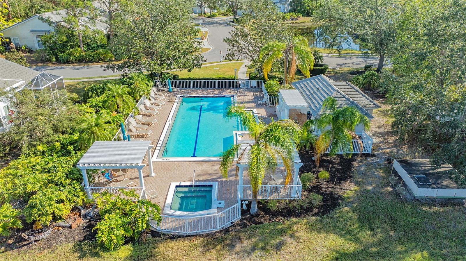 UNIVERSITY PARK COUNTRY CLUB - Residential