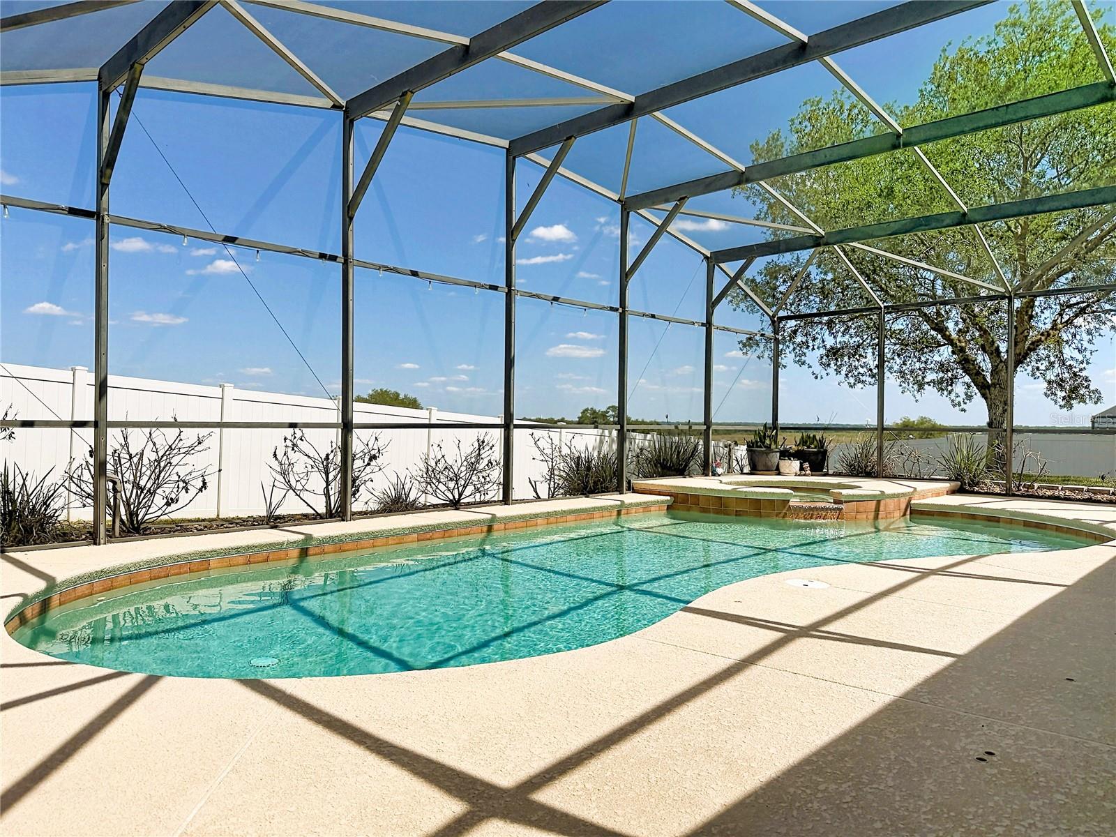 SOUTHERN RIDGE AT ESTATES - Residential