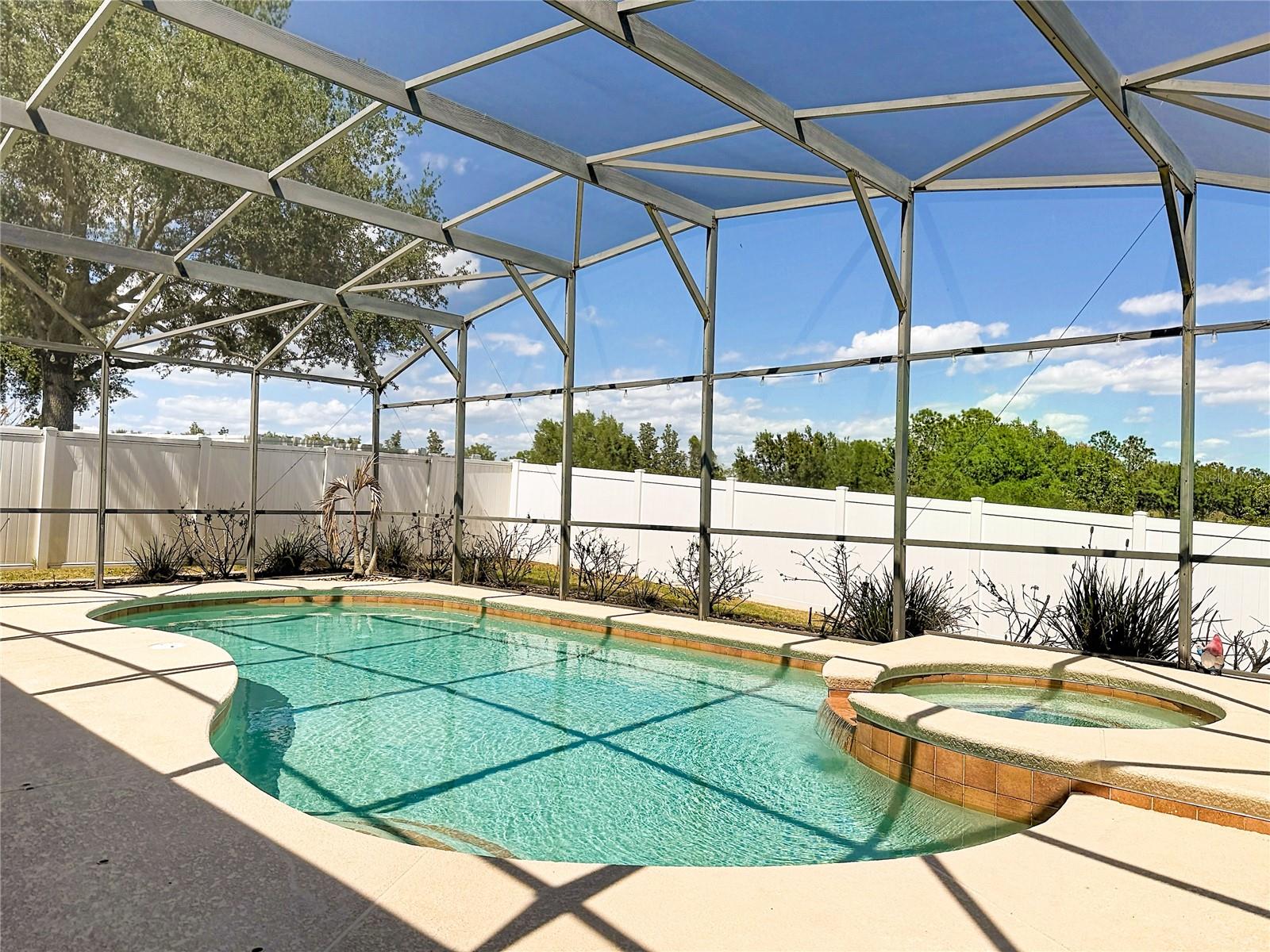 SOUTHERN RIDGE AT ESTATES - Residential