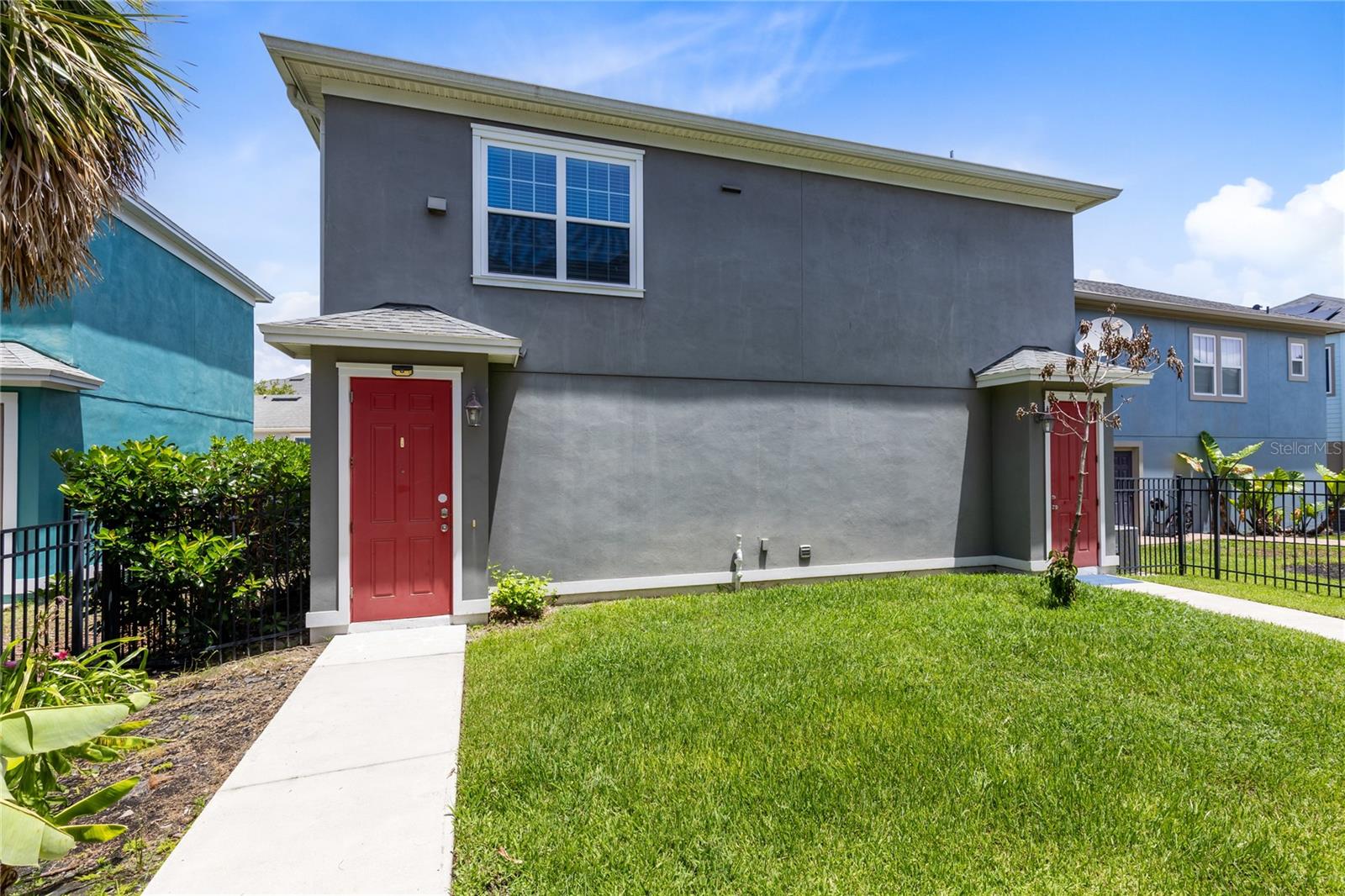 LAUREATE PARK - Residential Lease