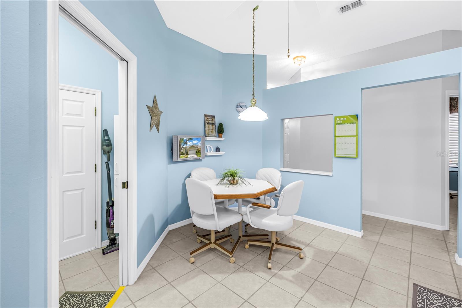 ISLES OF CHESTNUT CREEK - Residential