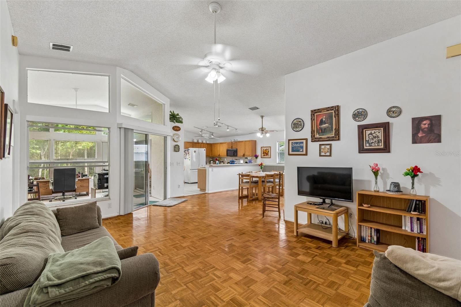 DEER PARK - Residential