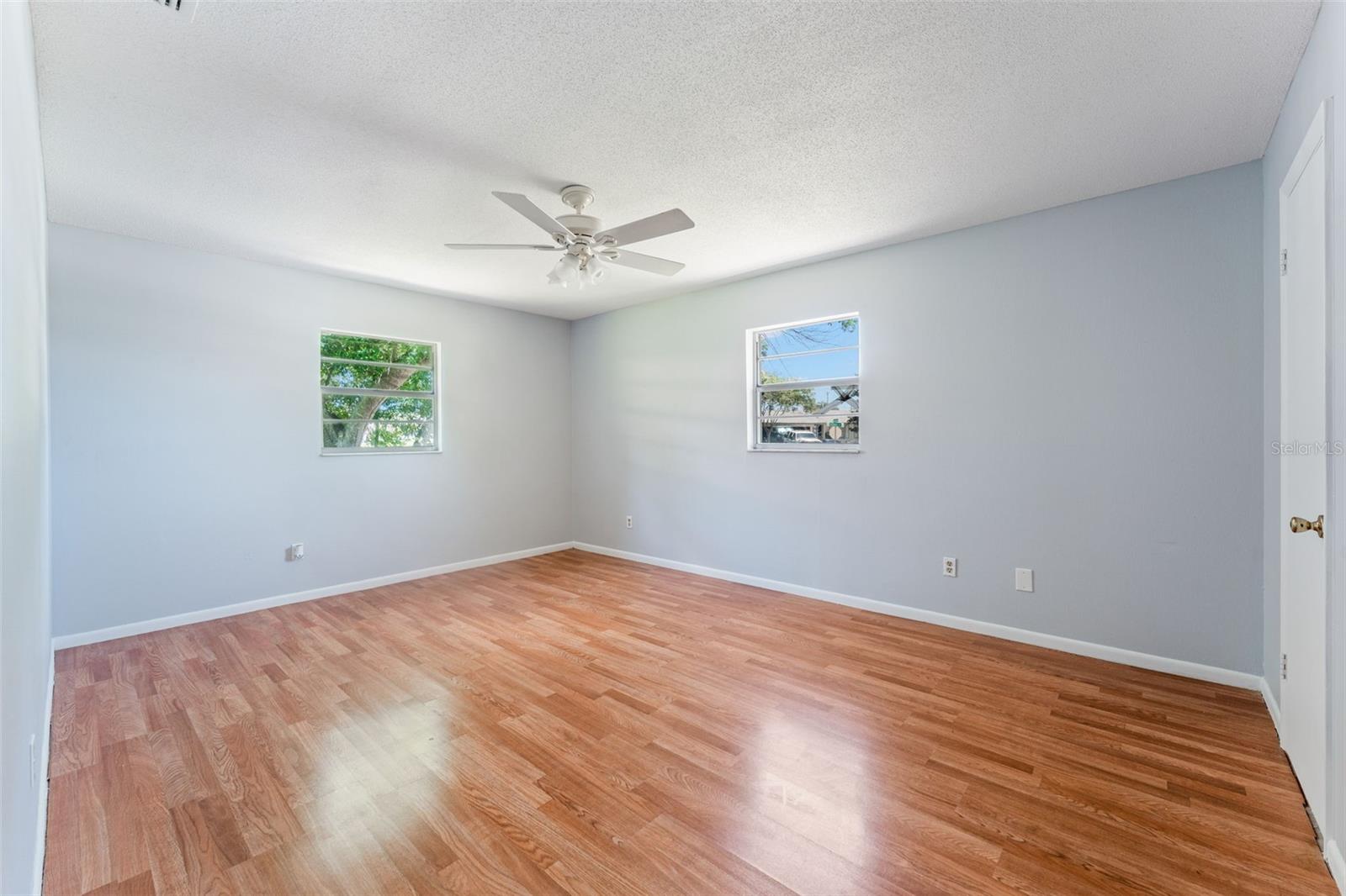 DOVER ESTATES FIRST ADD - Residential