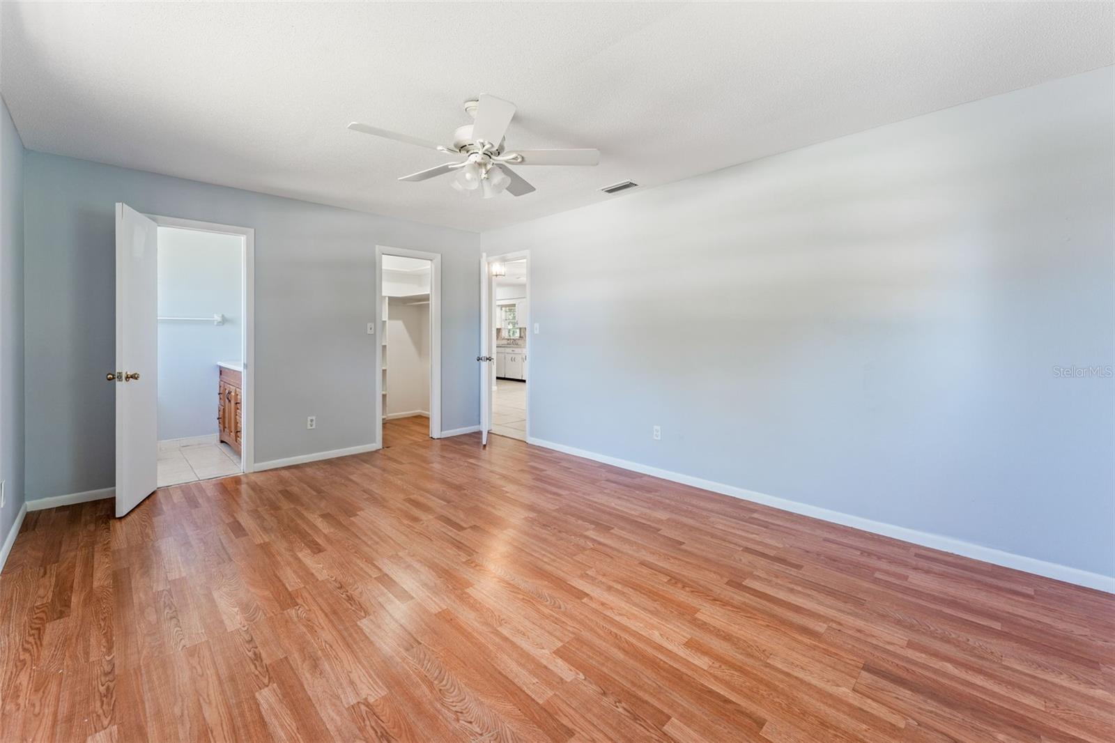 DOVER ESTATES FIRST ADD - Residential