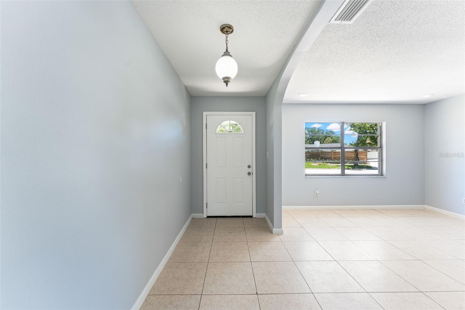 DOVER ESTATES FIRST ADD - Residential